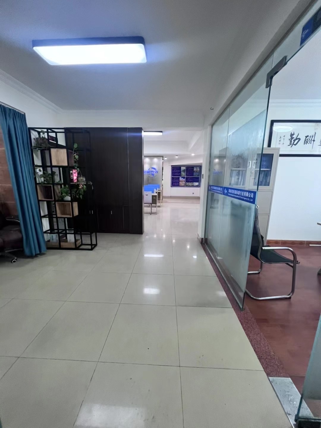 中盐大厦  3室2厅2卫   3100.00元/月室内图