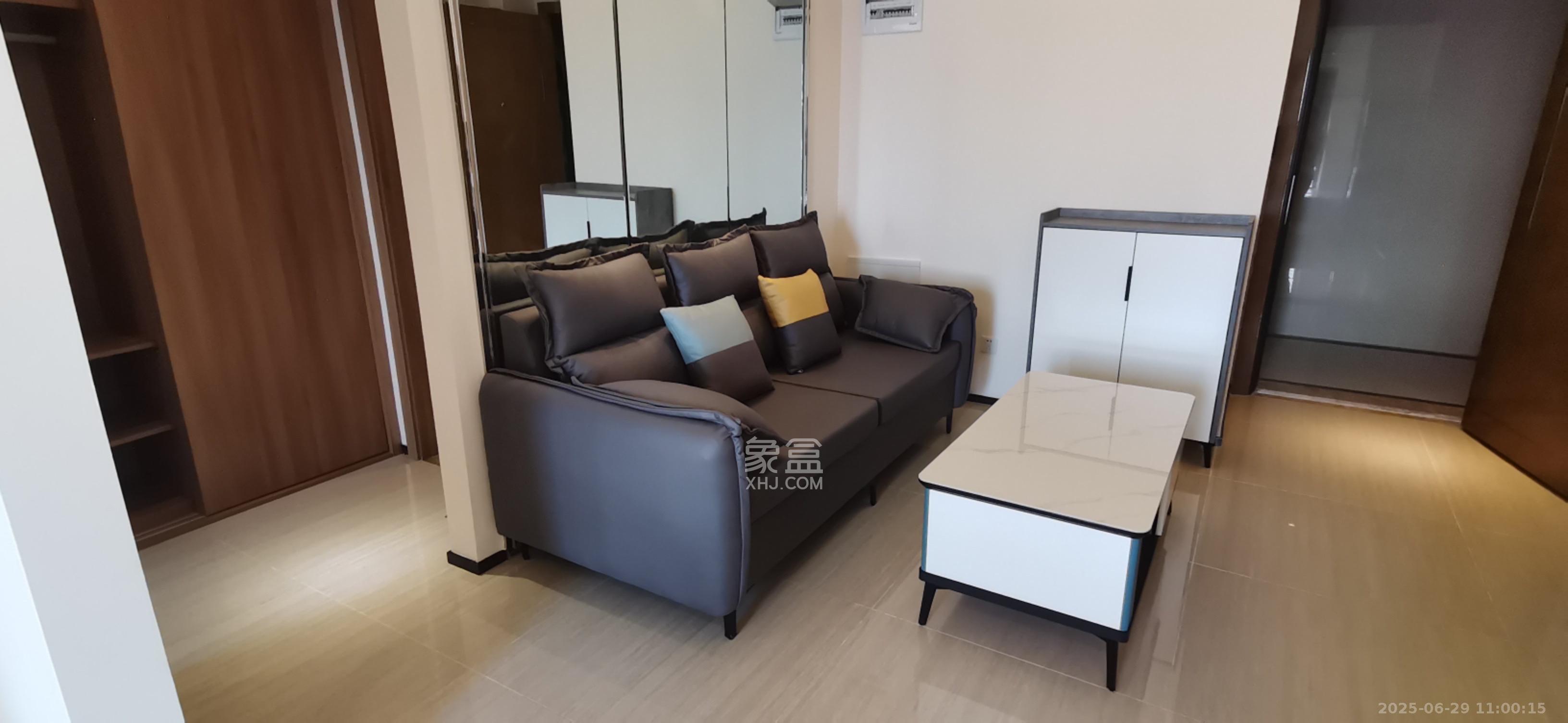 恒大上林苑 1室0厅0卫 1600.0元/月 恒大上林苑 1室0厅0卫 1600.0元/月室内图