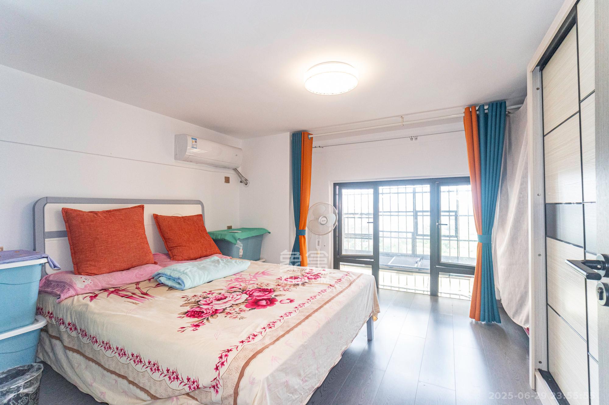 雅居乐新地  1室1厅1卫    34.8万 雅居乐新地  1室1厅1卫    34.8万卧室