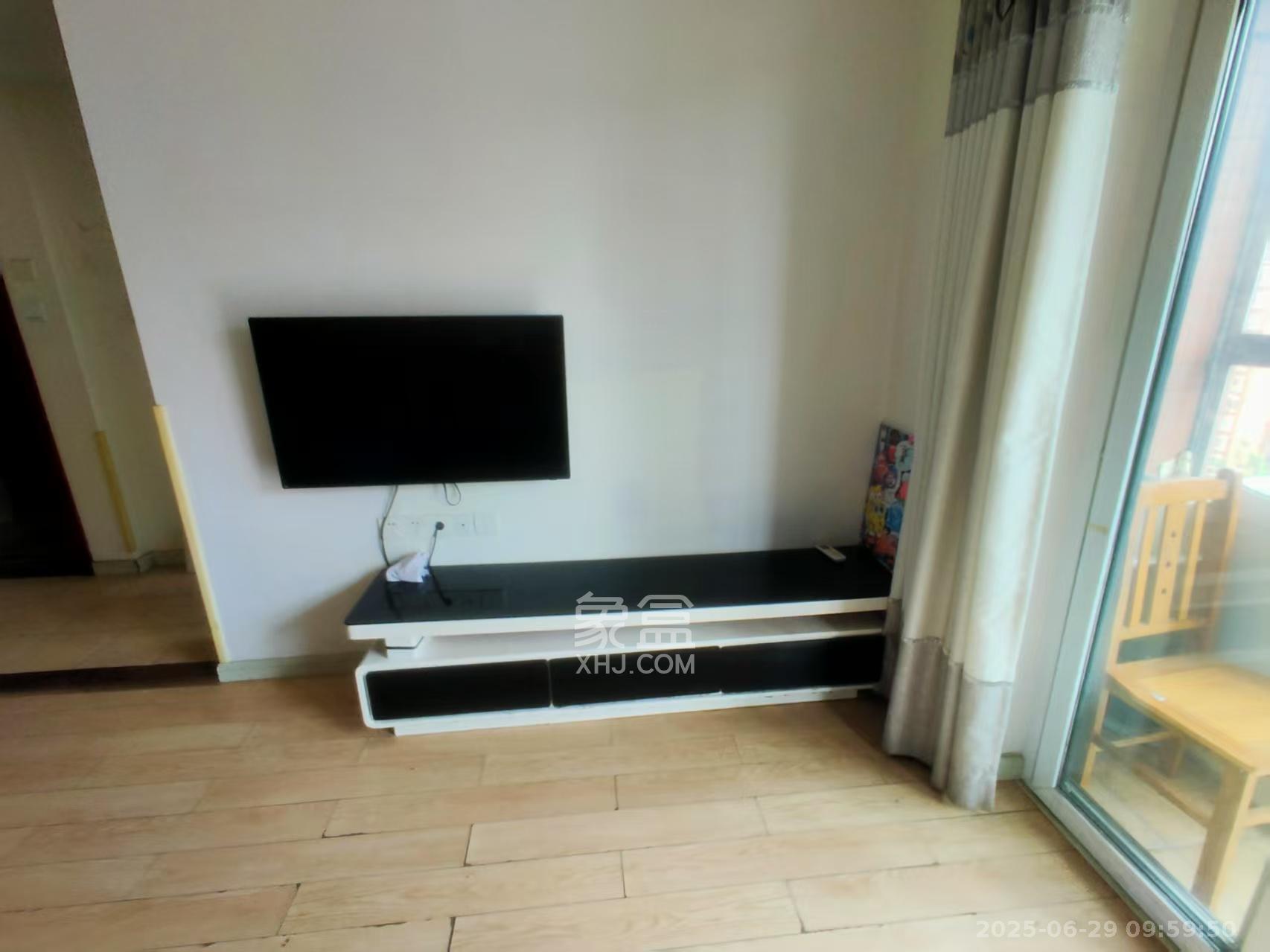 联美品格  3室2厅1卫    1900.0元/月 联美品格  3室2厅1卫    1900.0元/月室内图