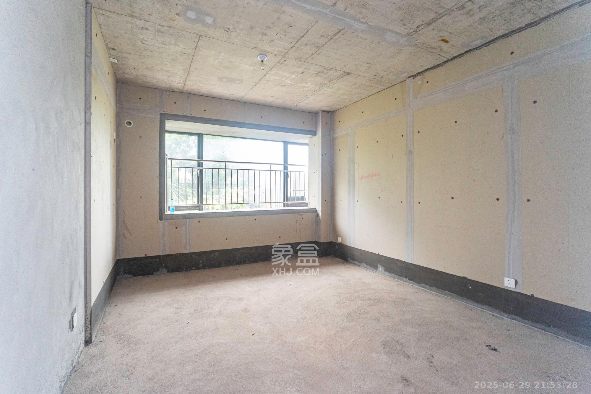 福天星中心(福天星雅苑) 2室2厅2卫 146.0万 福天星中心(福天星雅苑) 2室2厅2卫 146.0万卧室