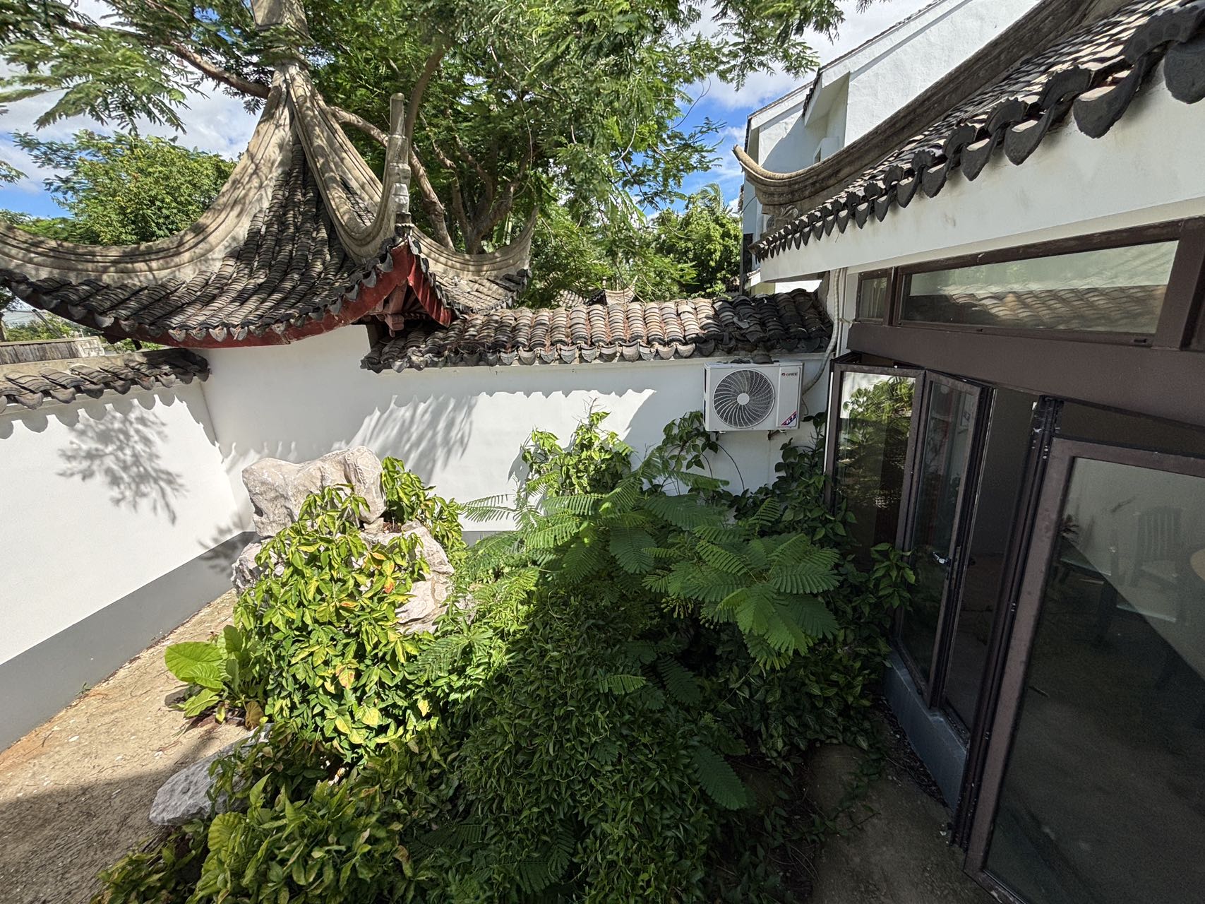 宝安江南城 9室3厅8卫 1700.0万 宝安江南城 9室3厅8卫 1700.0万小区图