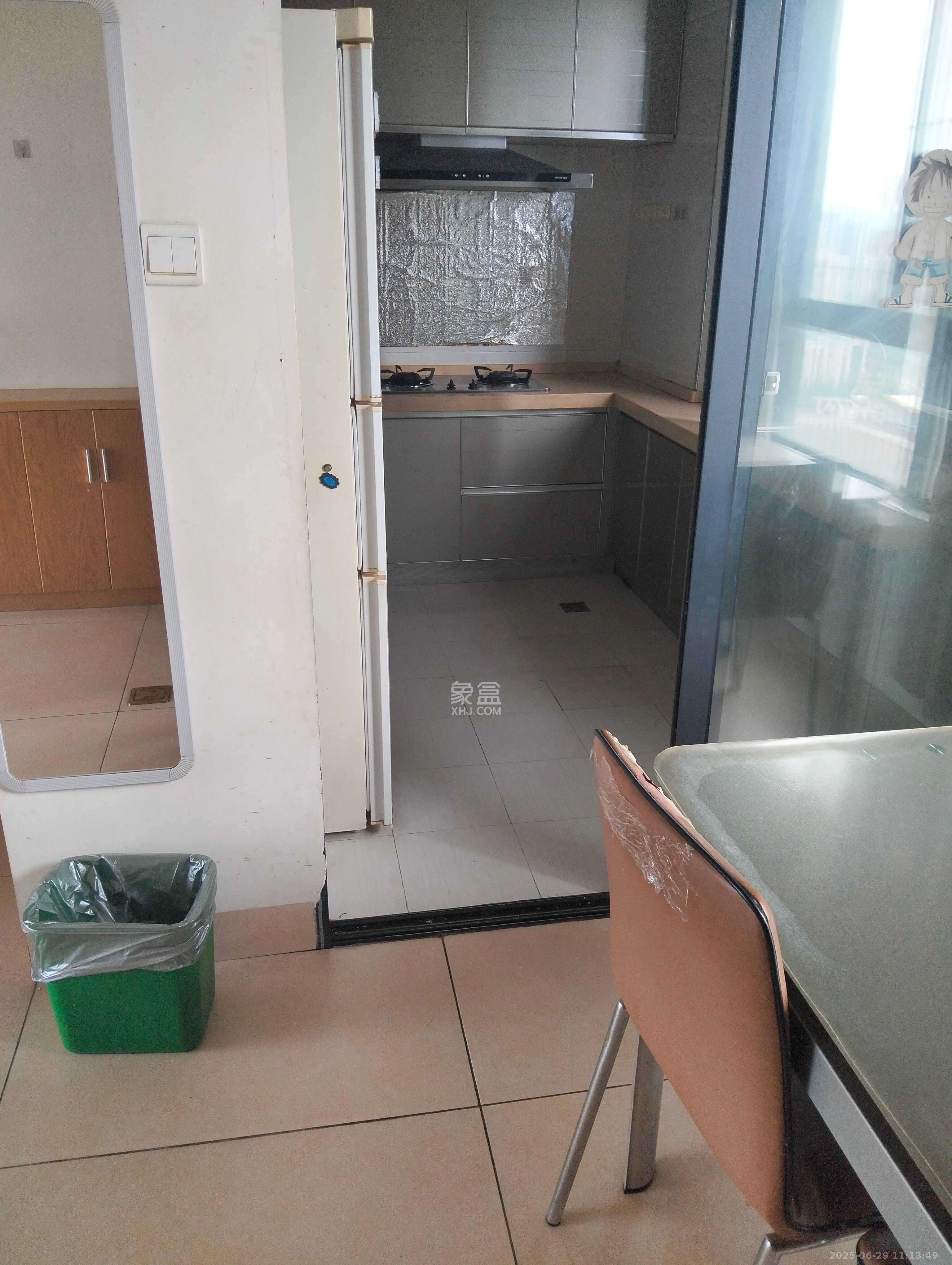 长房时代城  3室2厅1卫   2800.00元/月室内图