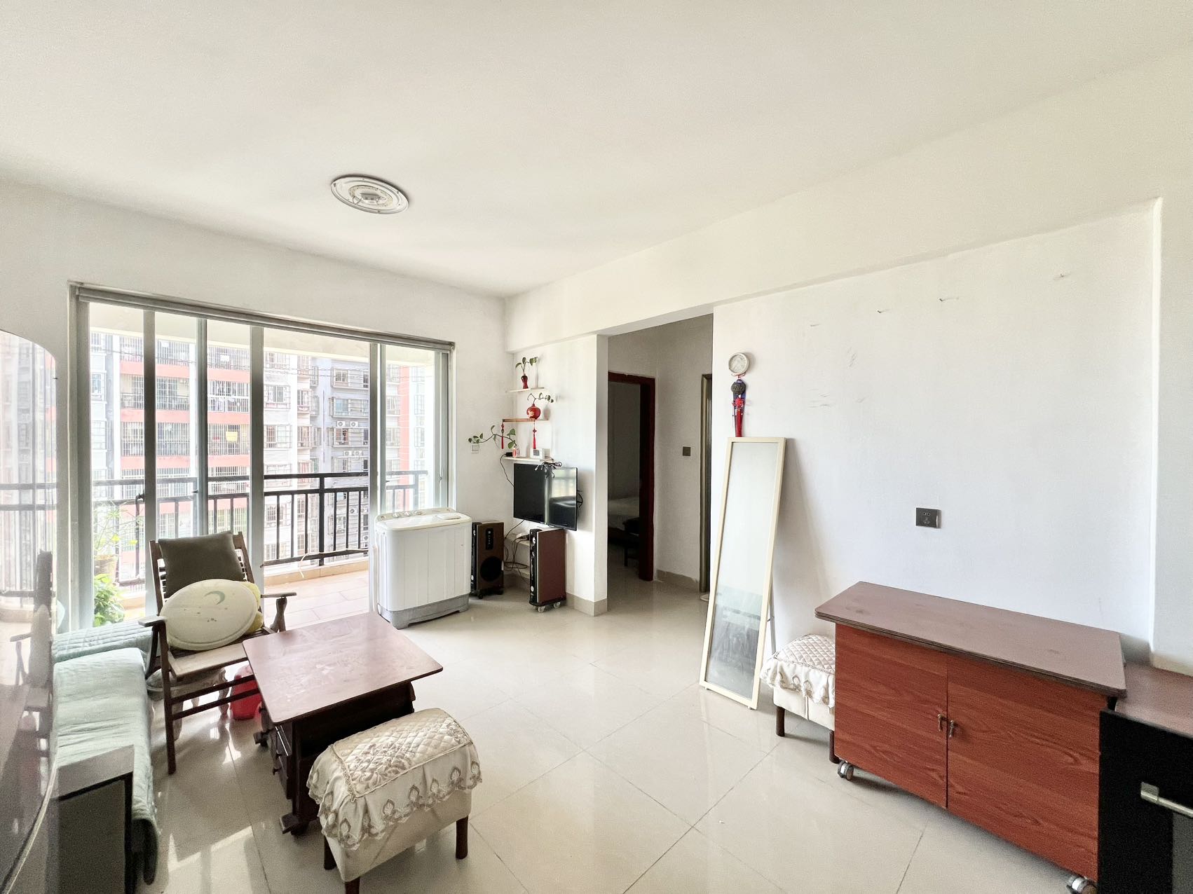 福秀小区  2室2厅1卫    1700.0元/月 福秀小区  2室2厅1卫    1700.0元/月室内图