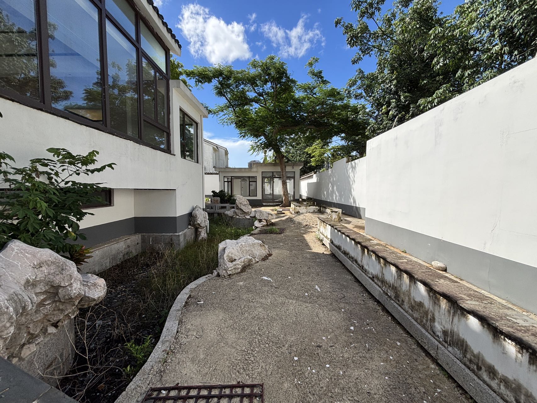 宝安江南城 9室3厅8卫 1700.0万 宝安江南城 9室3厅8卫 1700.0万小区图