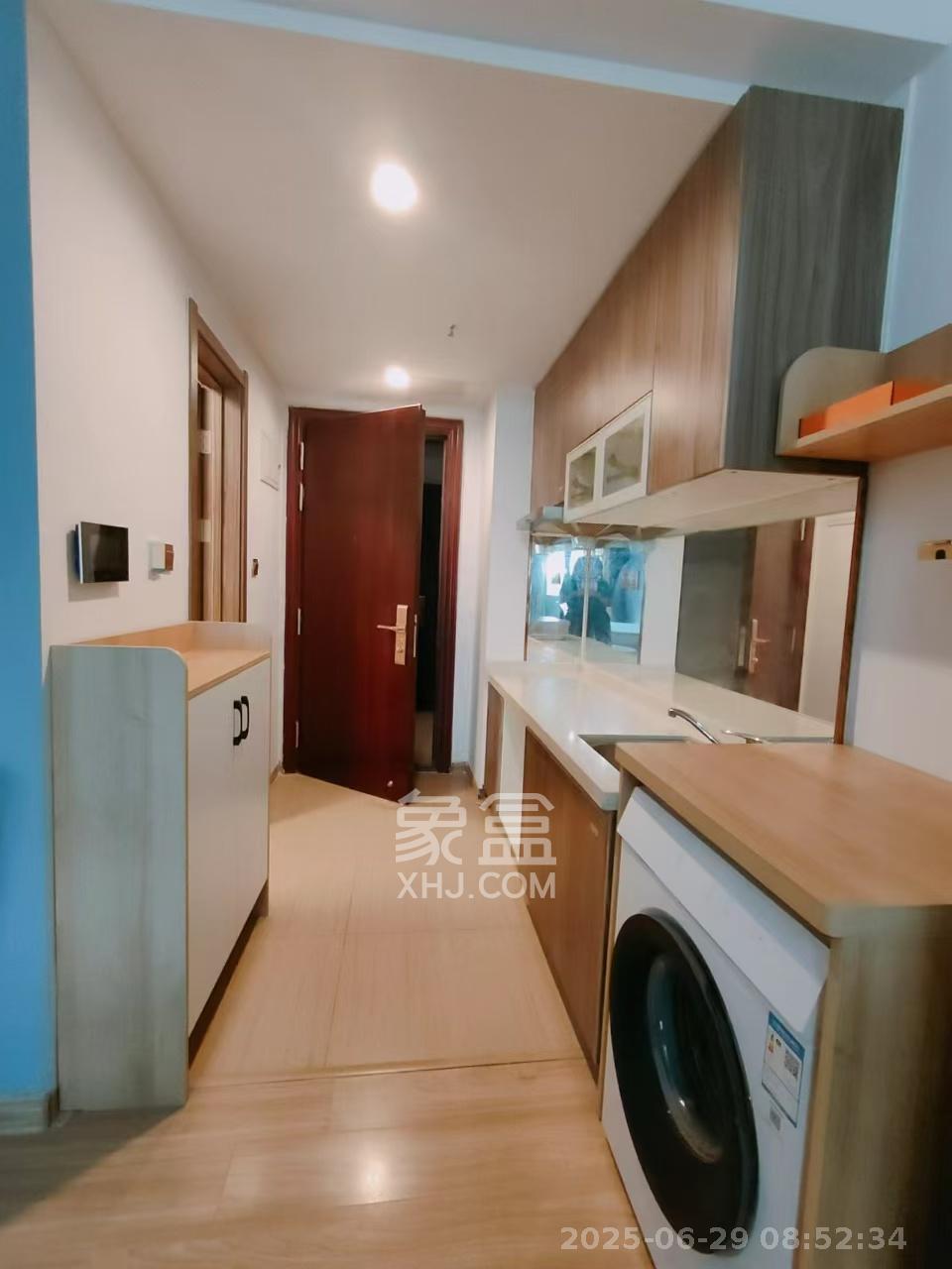 碧桂园星城首府  1室1厅1卫    1300.0元/月室内图