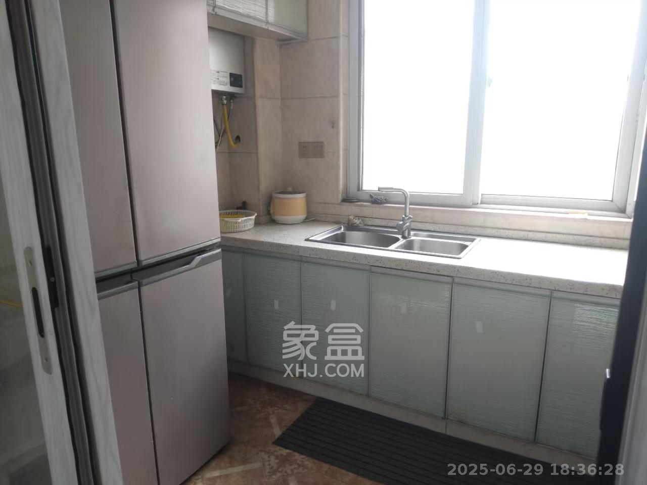 鑫天格林香山 3室2厅1卫 1600.0元/月 鑫天格林香山 3室2厅1卫 1600.0元/月室内图