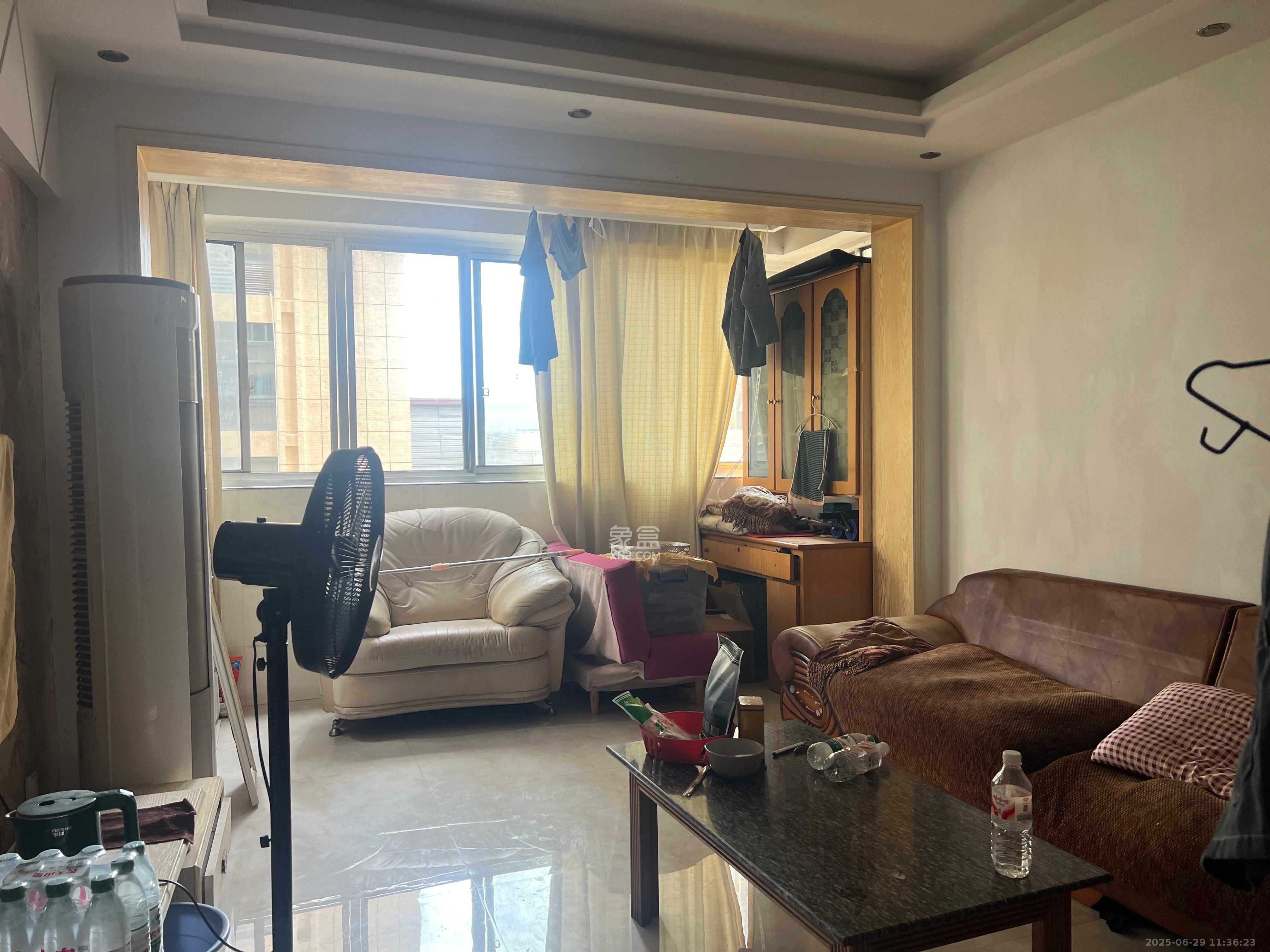 长城宾馆宿舍 3室2厅2卫 3600.0元/月 长城宾馆宿舍 3室2厅2卫 3600.0元/月室内图