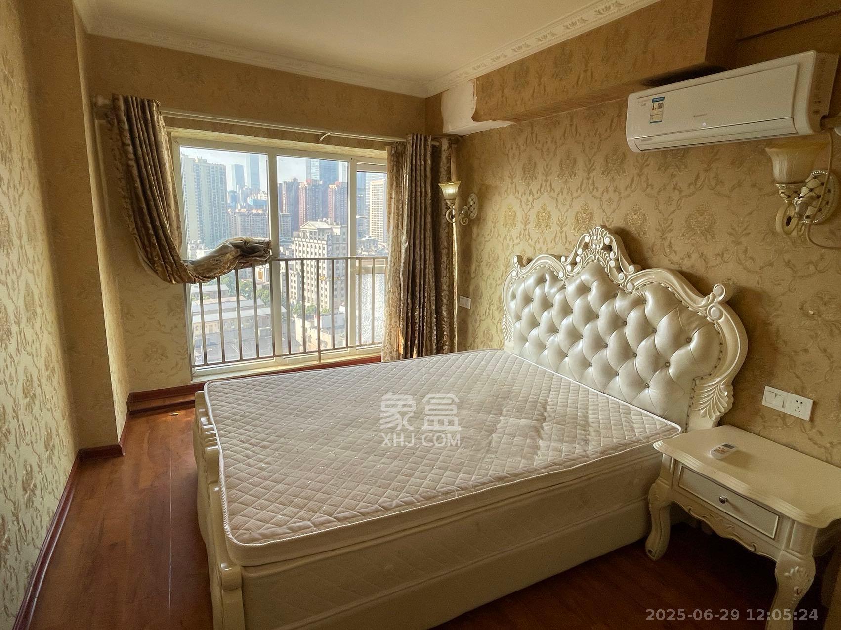 鸥波港湾  2室2厅1卫    2499.0元/月 鸥波港湾  2室2厅1卫    2499.0元/月室内图