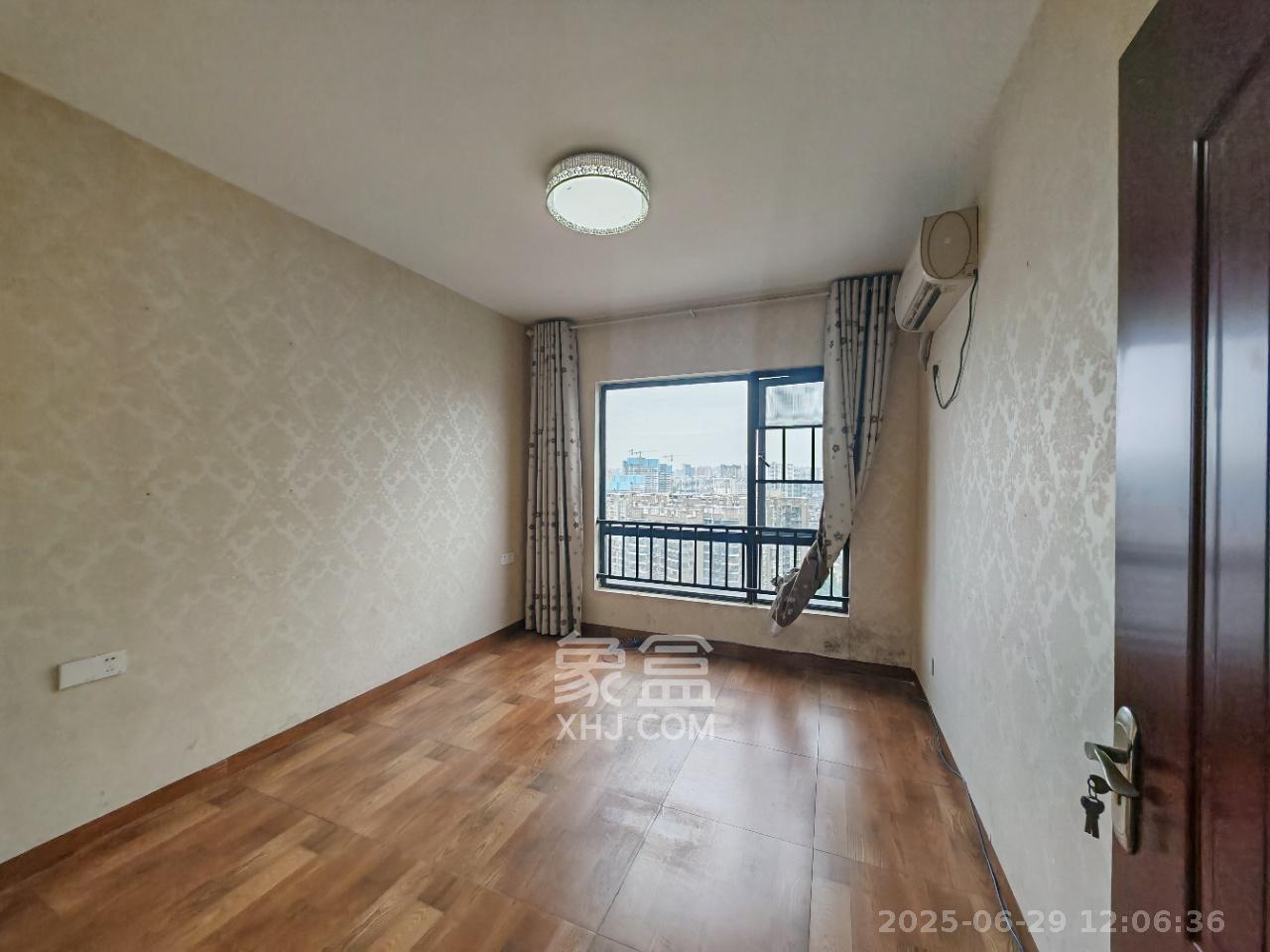 达美D6区 4室2厅2卫 3000.0元/月 达美D6区 4室2厅2卫 3000.0元/月室内图