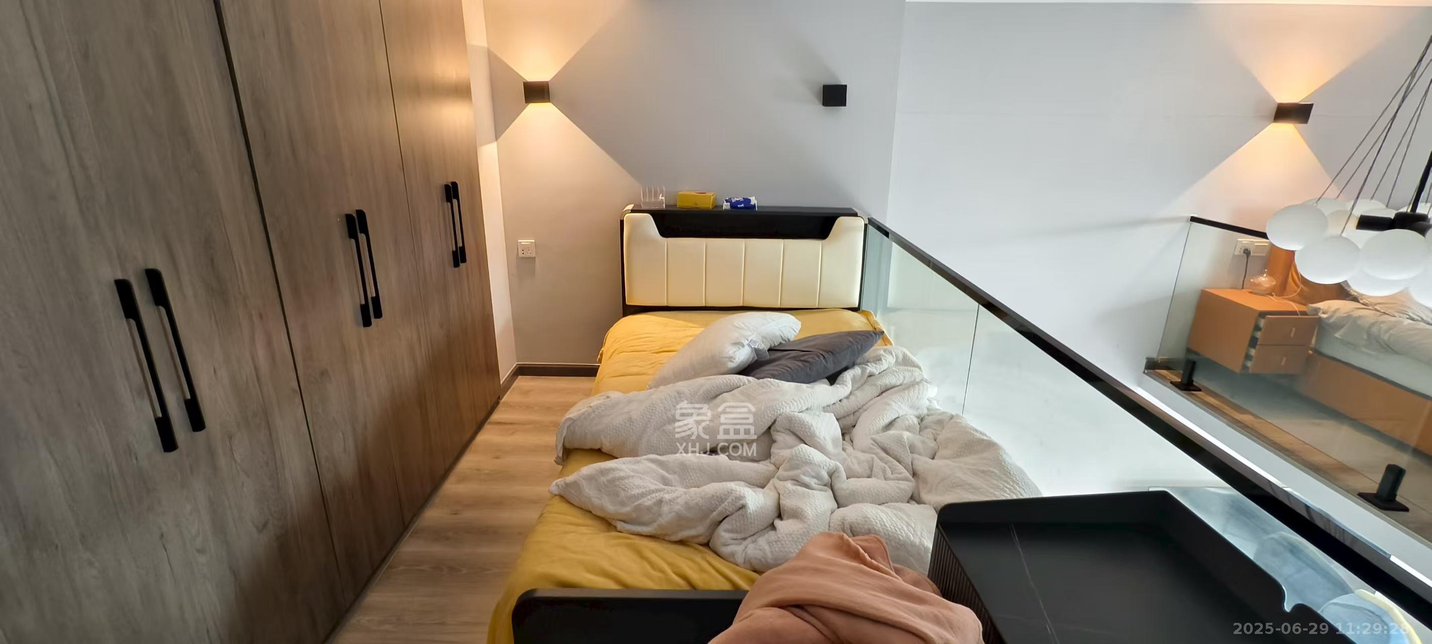 荣盛花语书苑  2室1厅1卫    2400.0元/月室内图