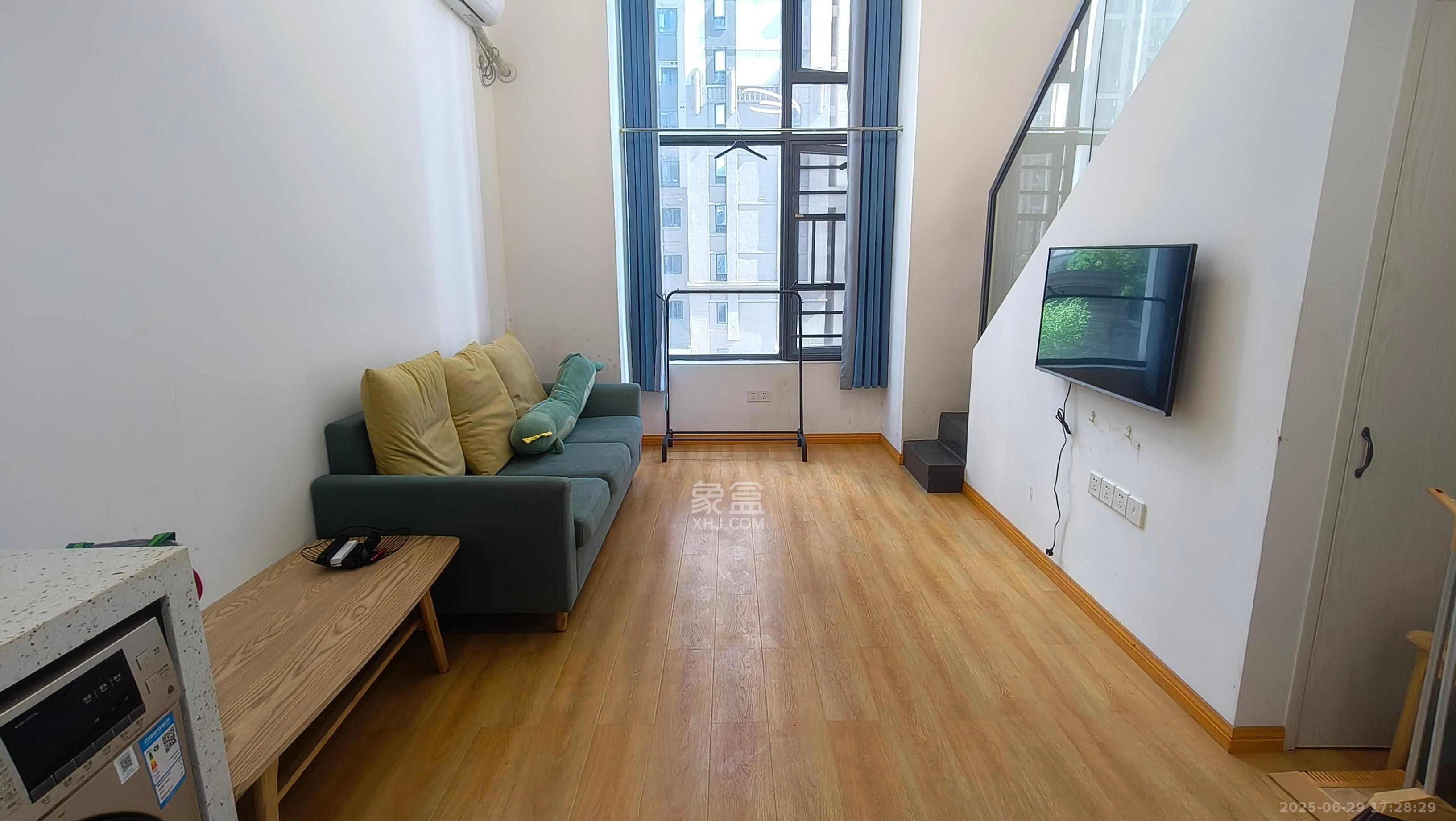 建发中央公园(建发美地) 1室1厅1卫 1800.0元/月 建发中央公园(建发美地) 1室1厅1卫 1800.0元/月室内图