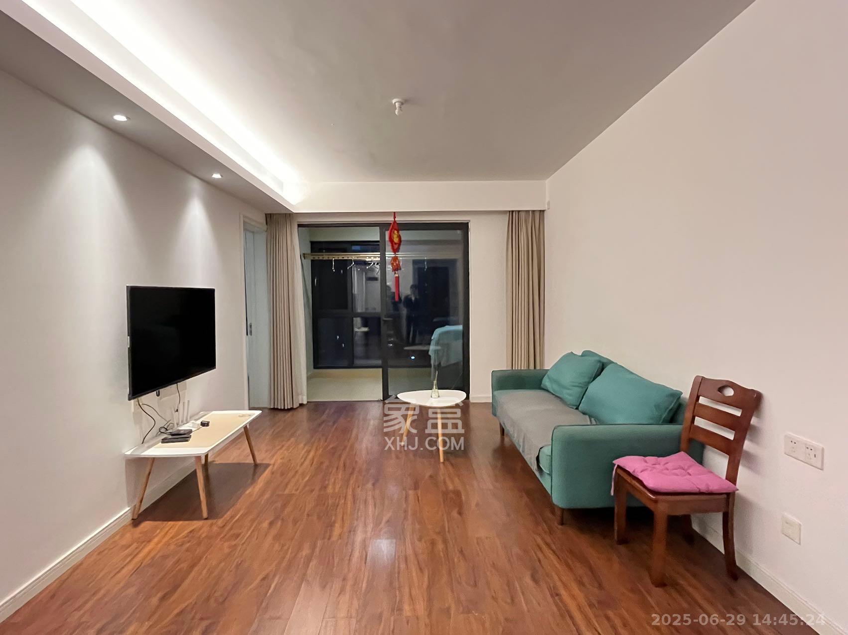 万科魅力之城观澜里 3室2厅2卫 2600.0元/月 万科魅力之城观澜里 3室2厅2卫 2600.0元/月室内图