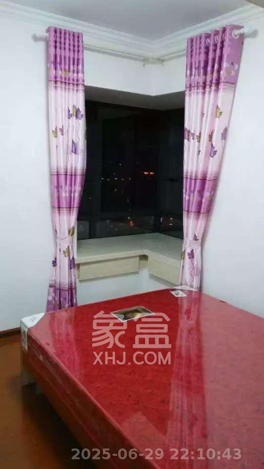 深业睿城  2室2厅1卫    1800.0元/月室内图