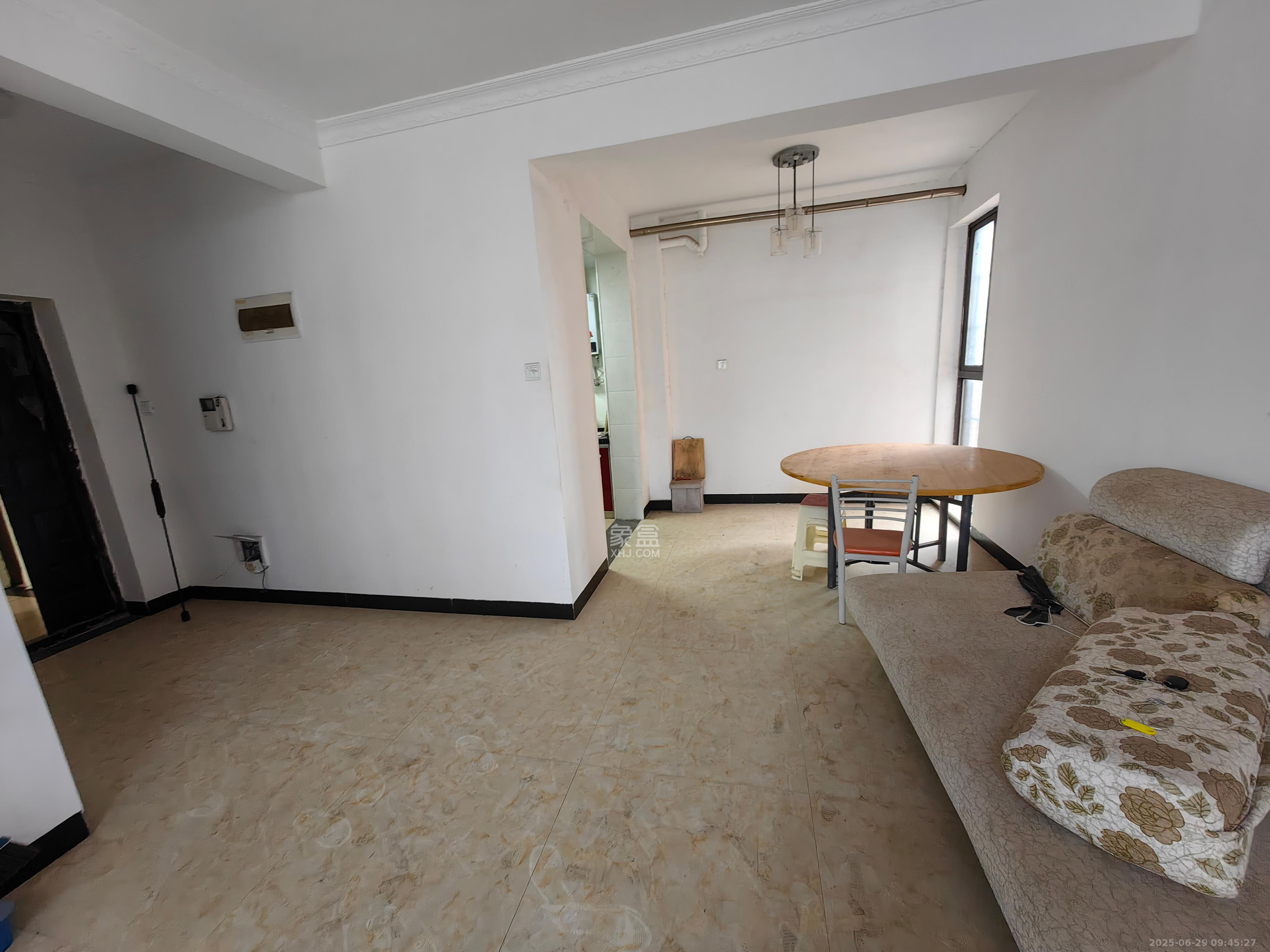 方略潇邦 4室2厅1卫 2300.0元/月 方略潇邦 4室2厅1卫 2300.0元/月室内图