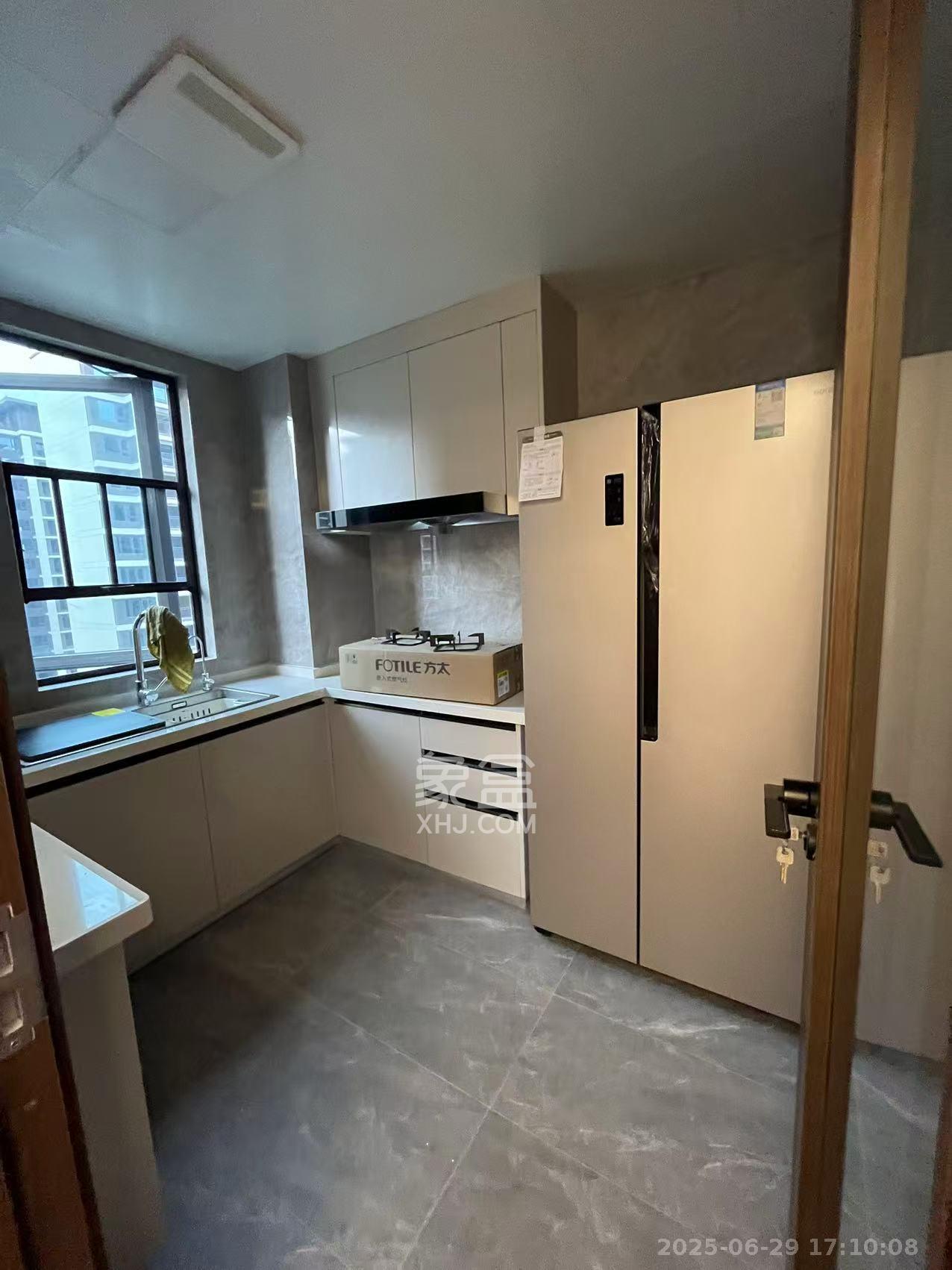建发电建江山悦  4室2厅2卫    4300.0元/月室内图