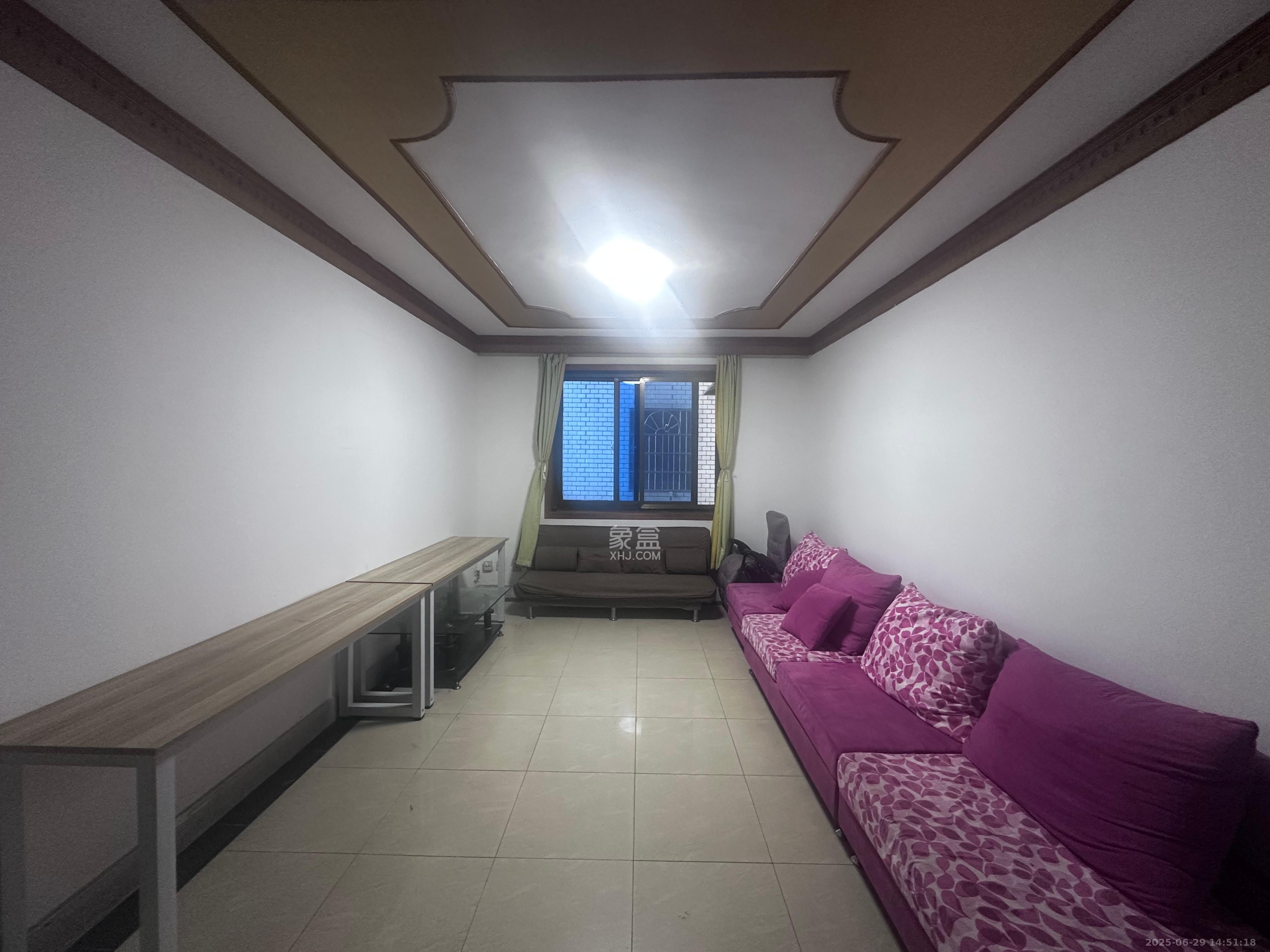 紫薇公寓  2室2厅1卫    2000.0元/月 紫薇公寓  2室2厅1卫    2000.0元/月