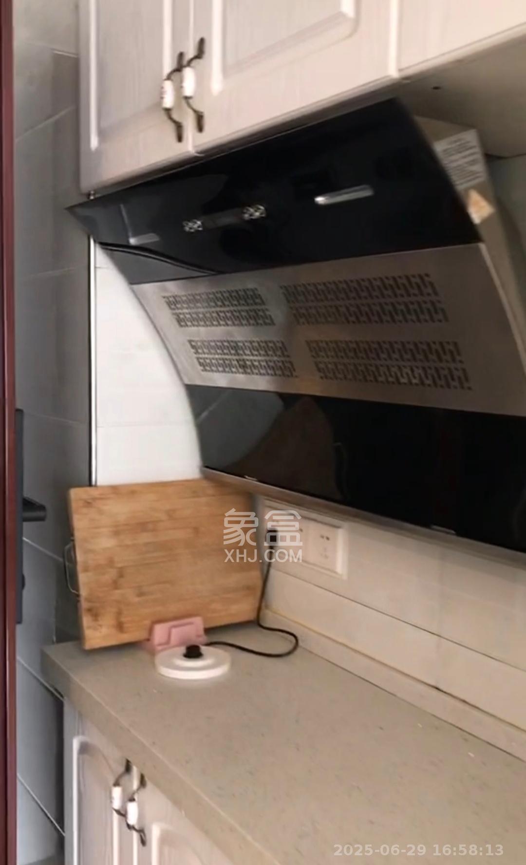 达美D6区  1室1厅1卫   1550.00元/月室内图