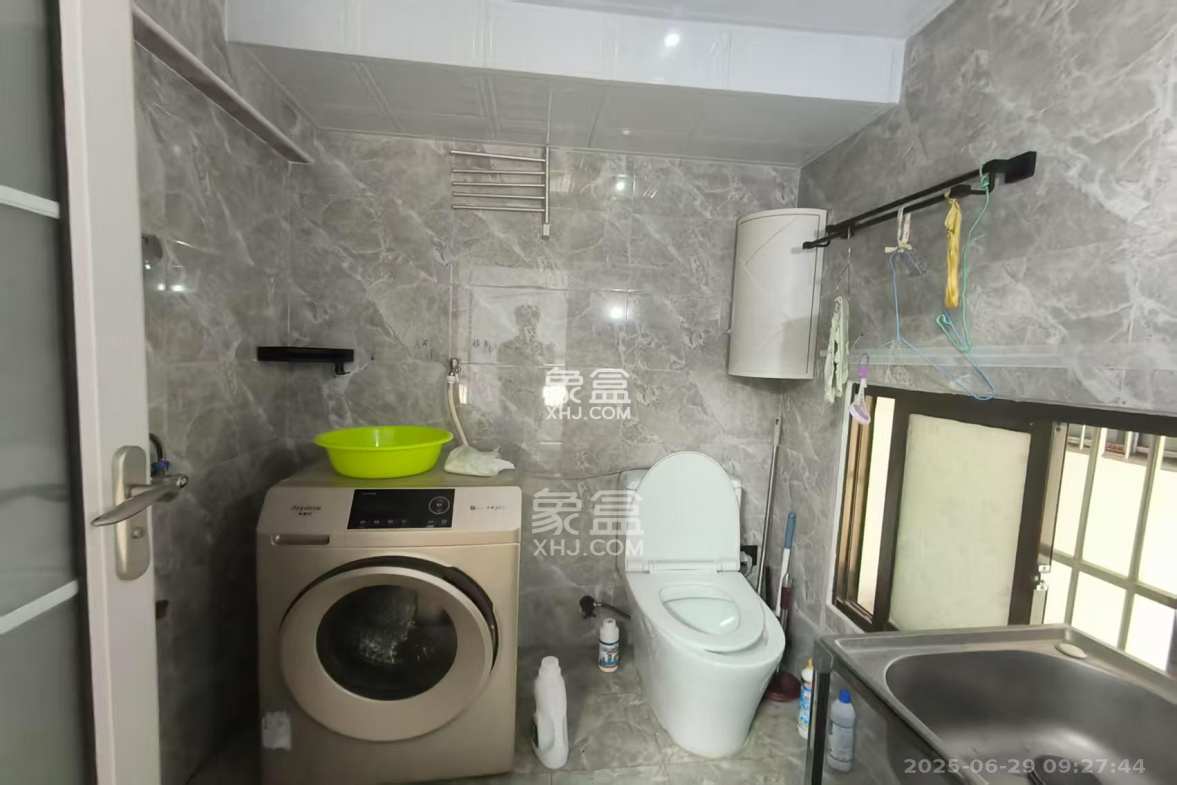 金域华府 1室1厅2卫 950.00元/月 金域华府 1室1厅2卫 950.00元/月室内图