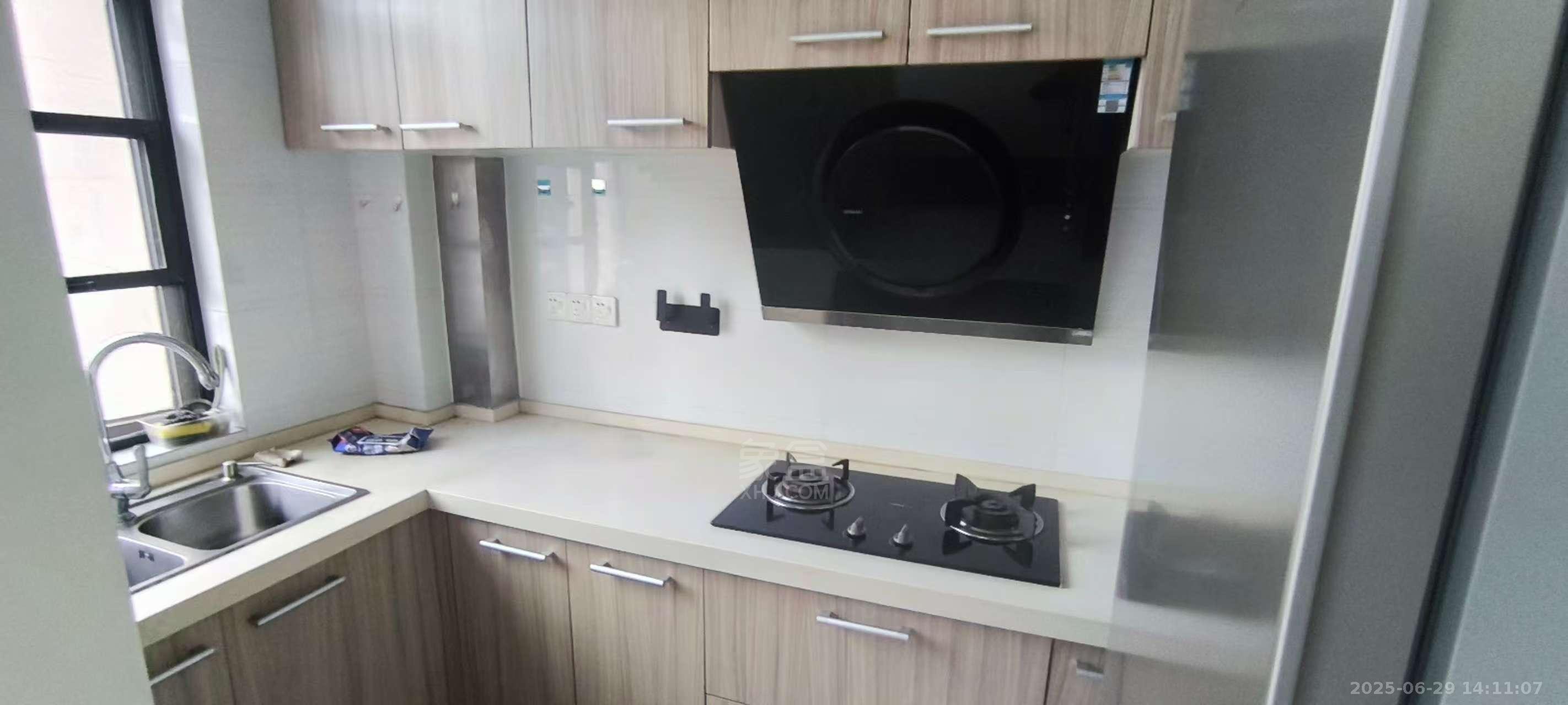 庐山春天早安华晨  2室1厅1卫    2500.0元/月 庐山春天早安华晨  2室1厅1卫    2500.0元/月室内图