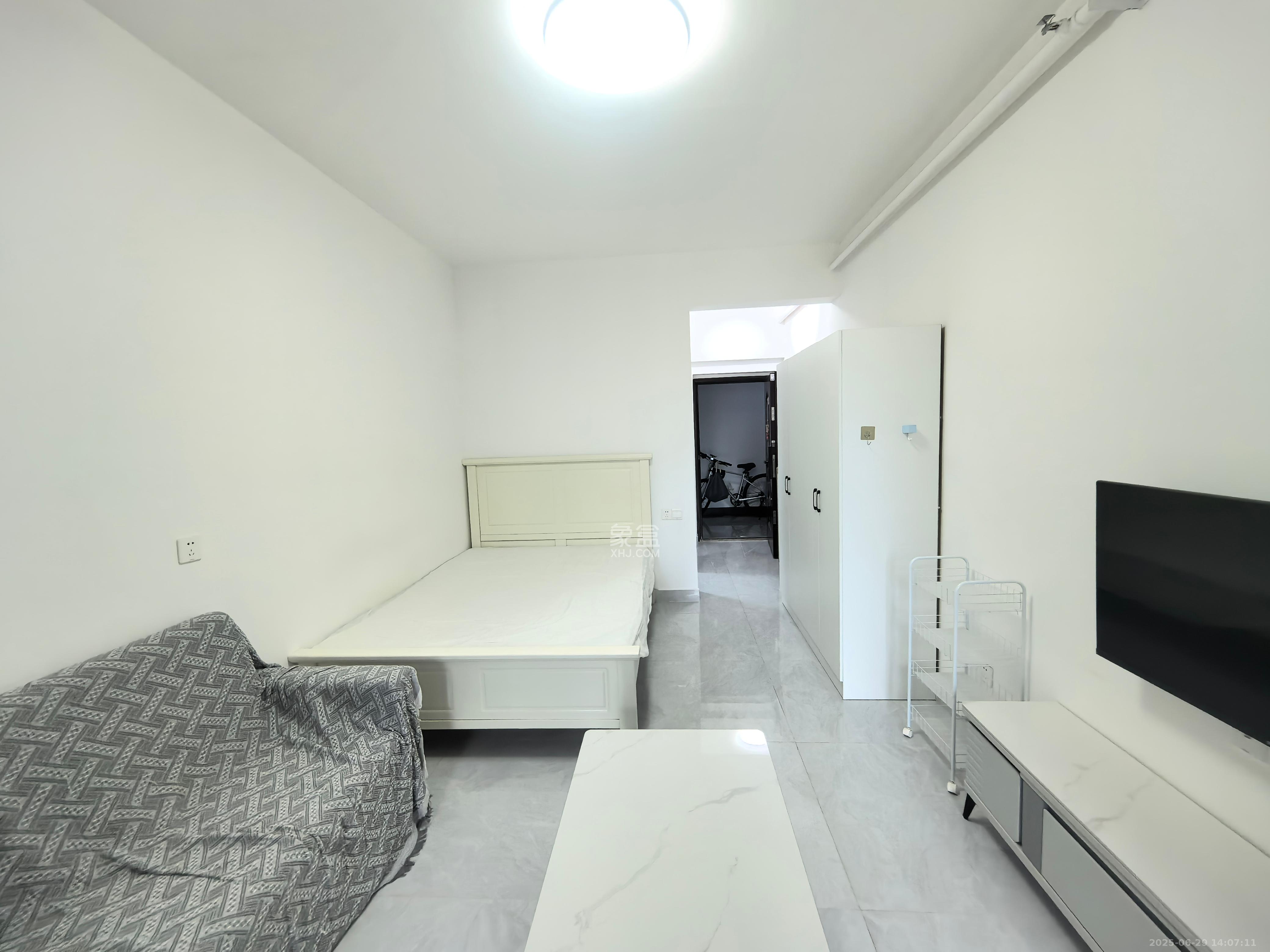 果遇微住宅(筑安雅居)  1室1厅1卫    1500.0元/月 果遇微住宅(筑安雅居)  1室1厅1卫    1500.0元/月室内图