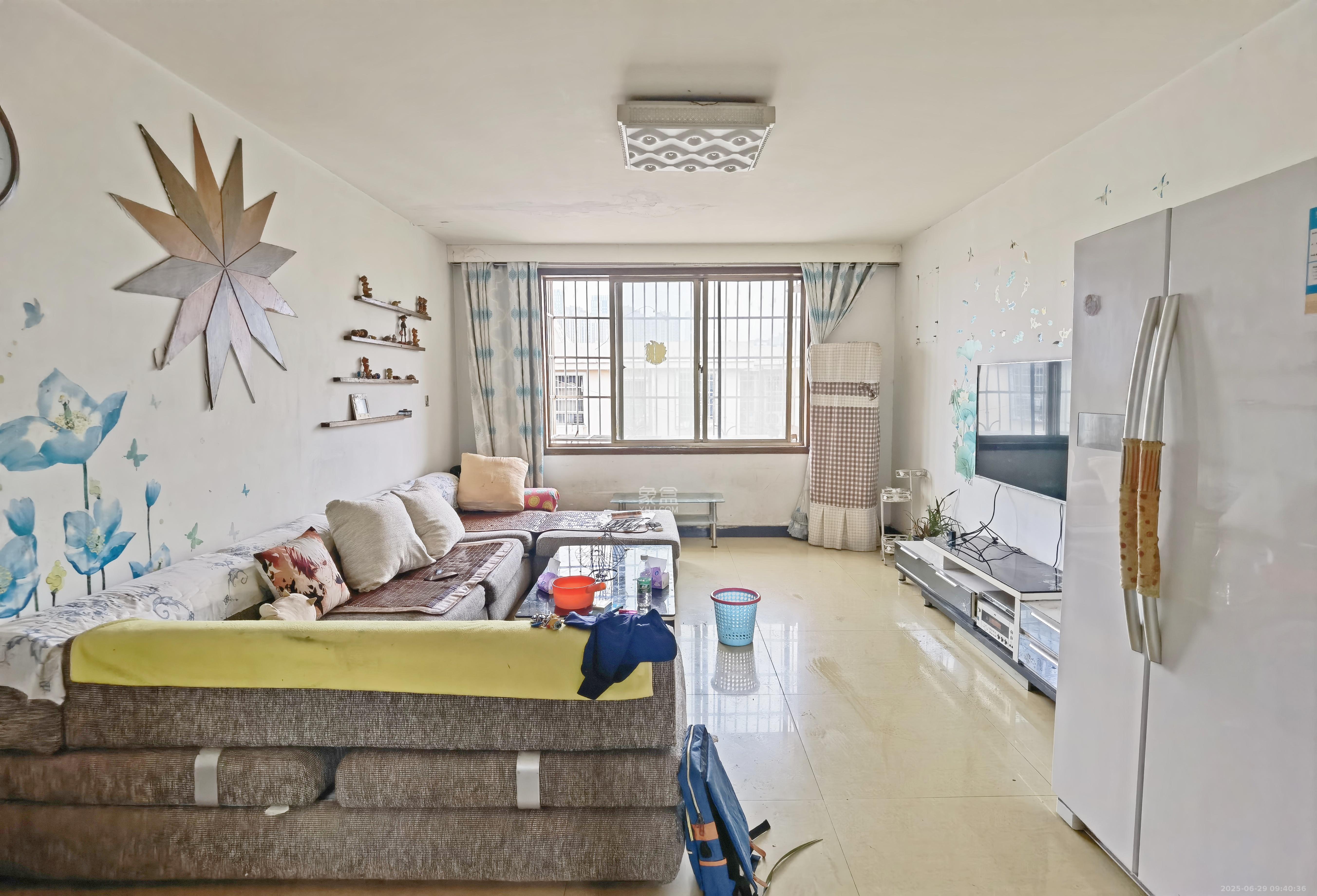 桔洲新苑(观沙岭) 3室2厅2卫 1500.0元/月 桔洲新苑(观沙岭) 3室2厅2卫 1500.0元/月室内图