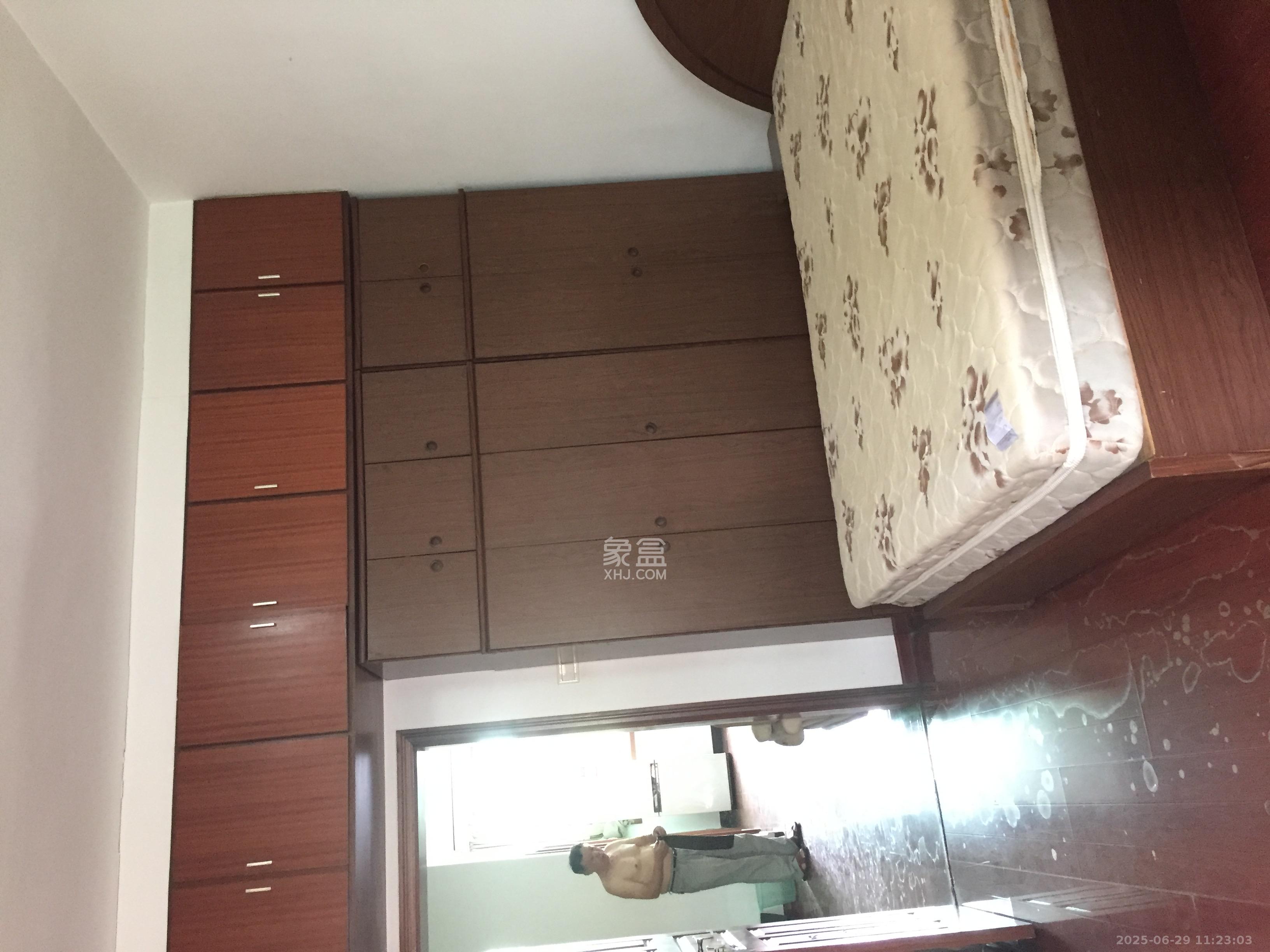 金科园  2室2厅1卫   1500.00元/月室内图