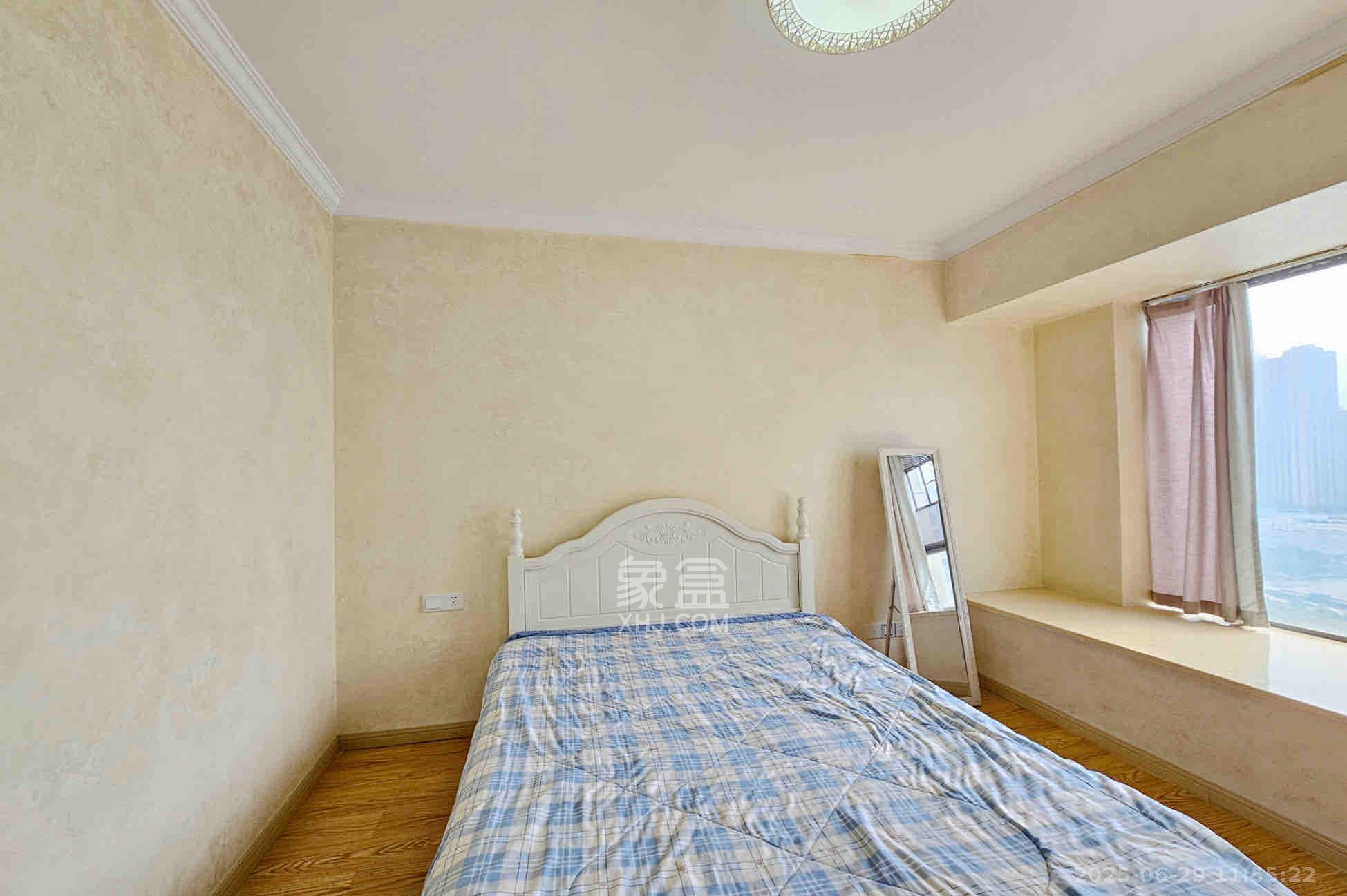 嘉宇盛世华章 3室2厅1卫 2600.0元/月 嘉宇盛世华章 3室2厅1卫 2600.0元/月室内图