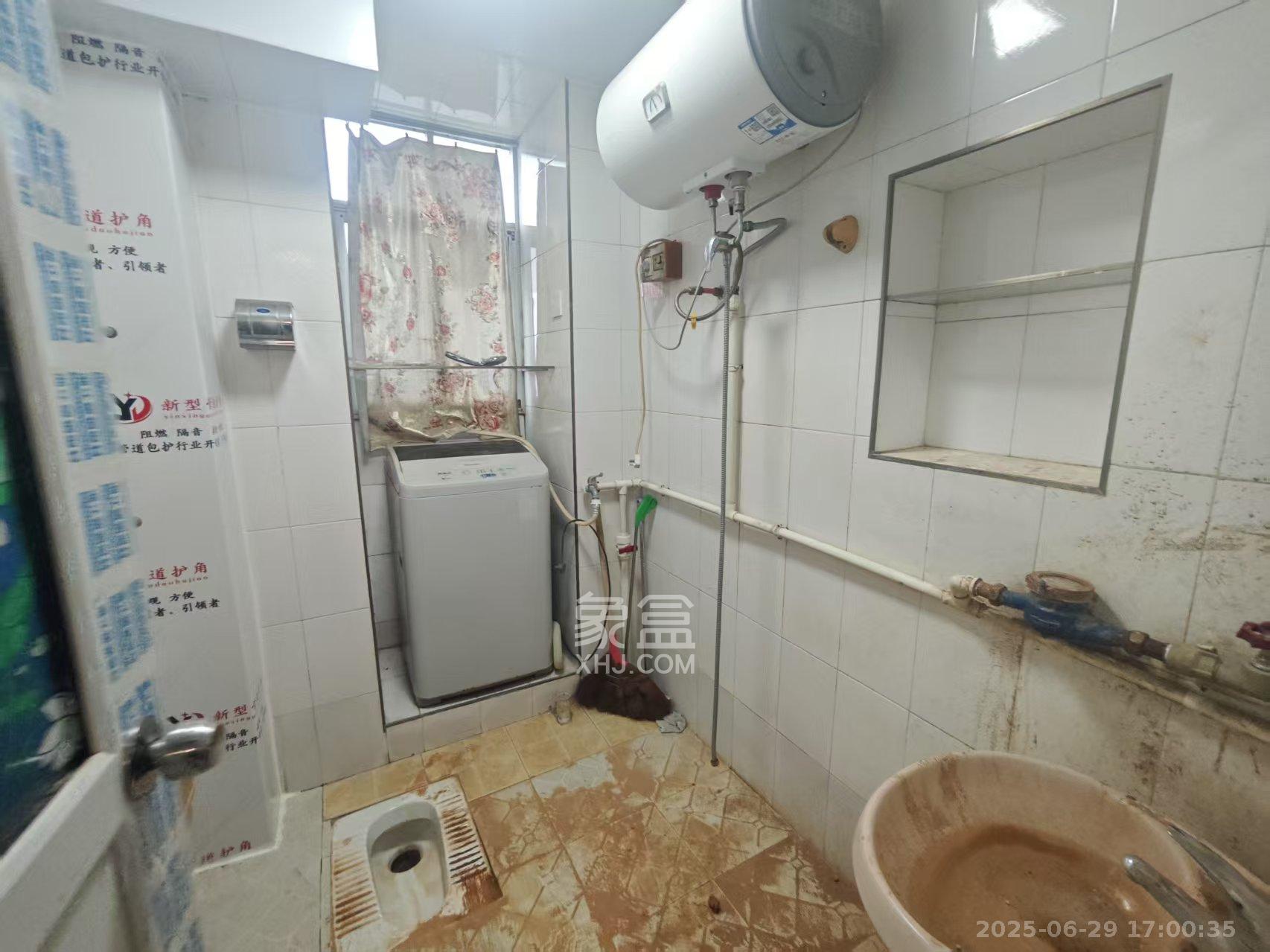 城建学院(古堆山城建学校宿舍) 2室1厅1卫 1400.0元/月 城建学院(古堆山城建学校宿舍) 2室1厅1卫 1400.0元/月室内图