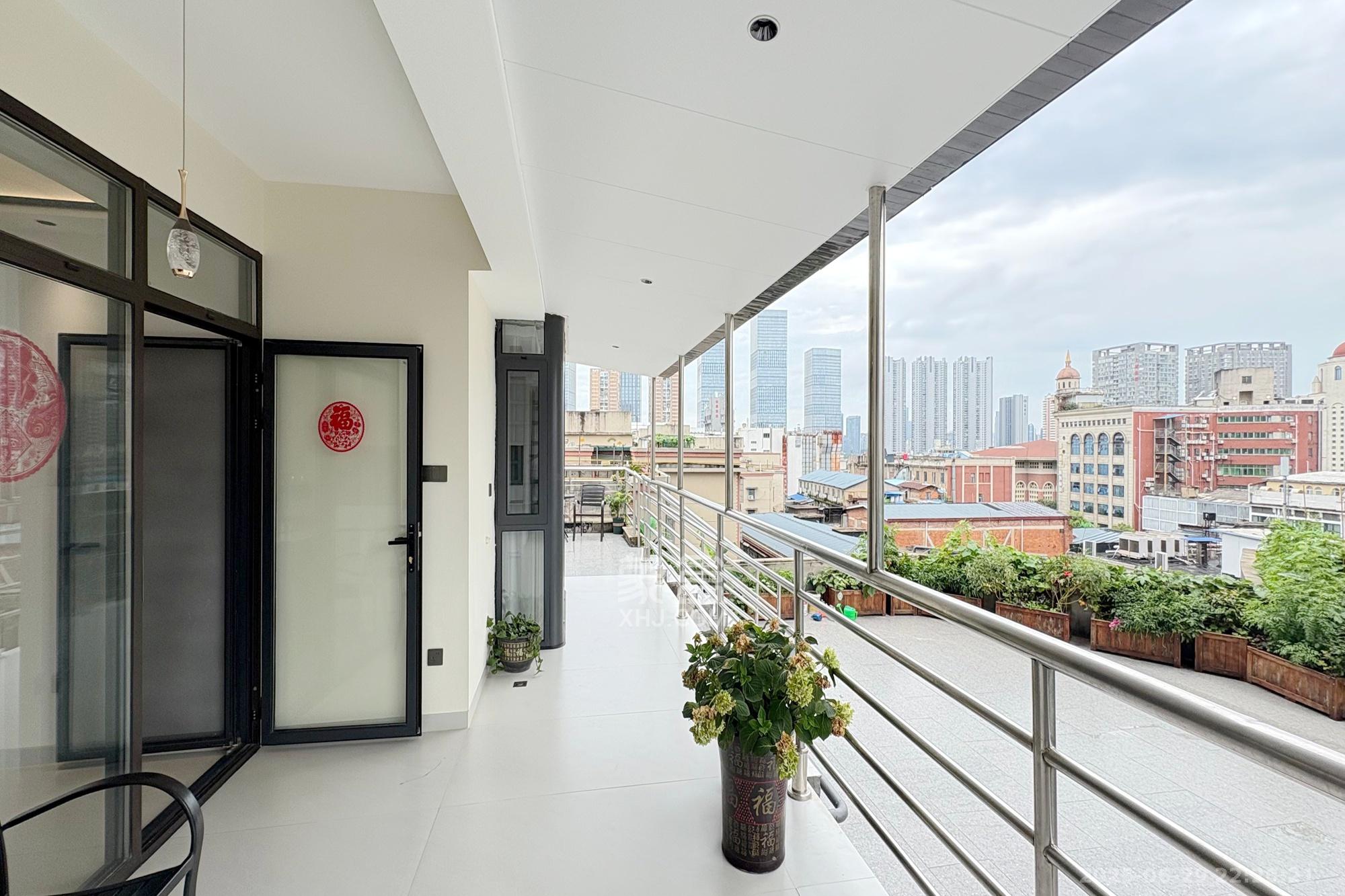 三角花园星城  3室2厅2卫    238.0万其他