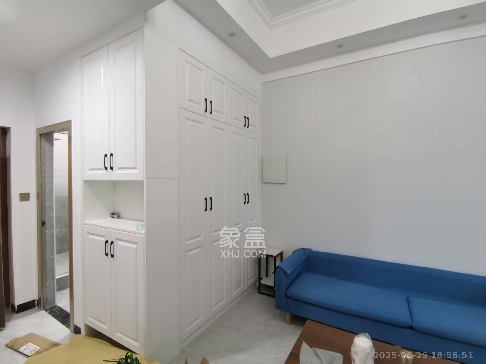 奥克斯滨仕花园（奥克斯洋湖广场/奥克斯中心）  1室1厅1卫    1700.0元/月室内图