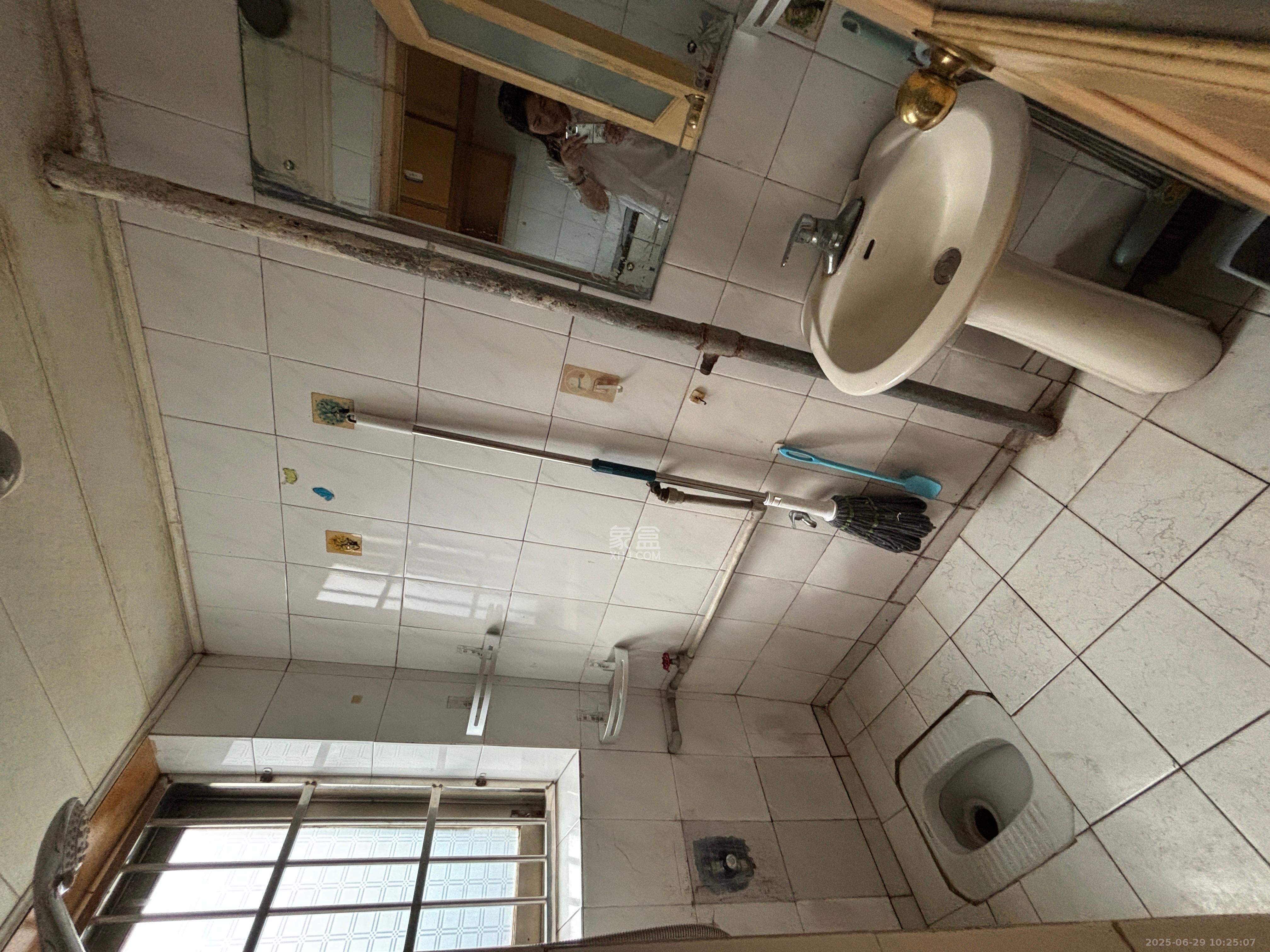 长沙市轻化公司宿舍（三角塘88号）  2室2厅1卫   1800.00元/月室内图