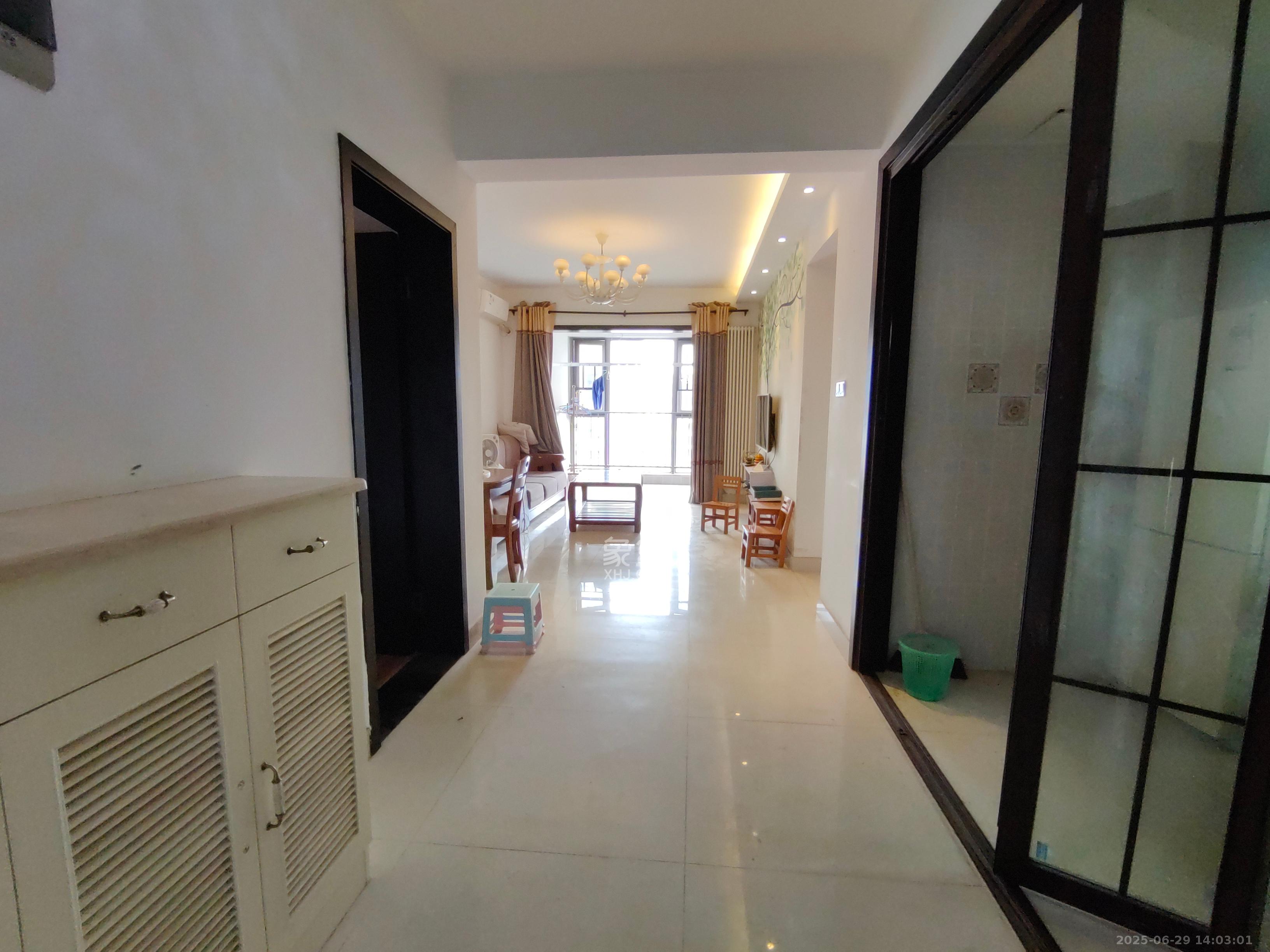 怡海星城 1室0厅0卫 1700.0元/月 怡海星城 1室0厅0卫 1700.0元/月室内图