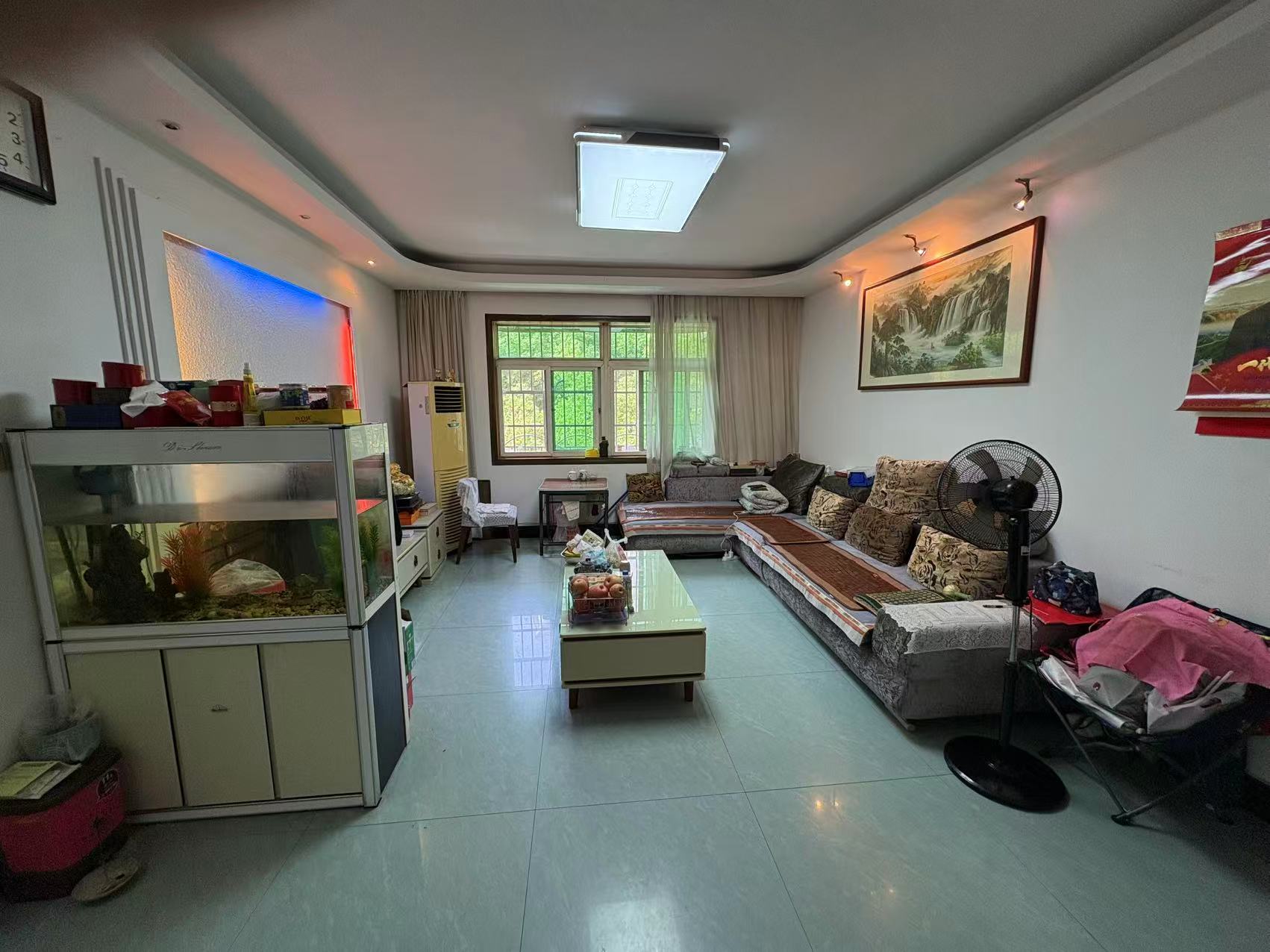 珠江花园 3室2厅2卫 48.0万 珠江花园 3室2厅2卫 48.0万室内图