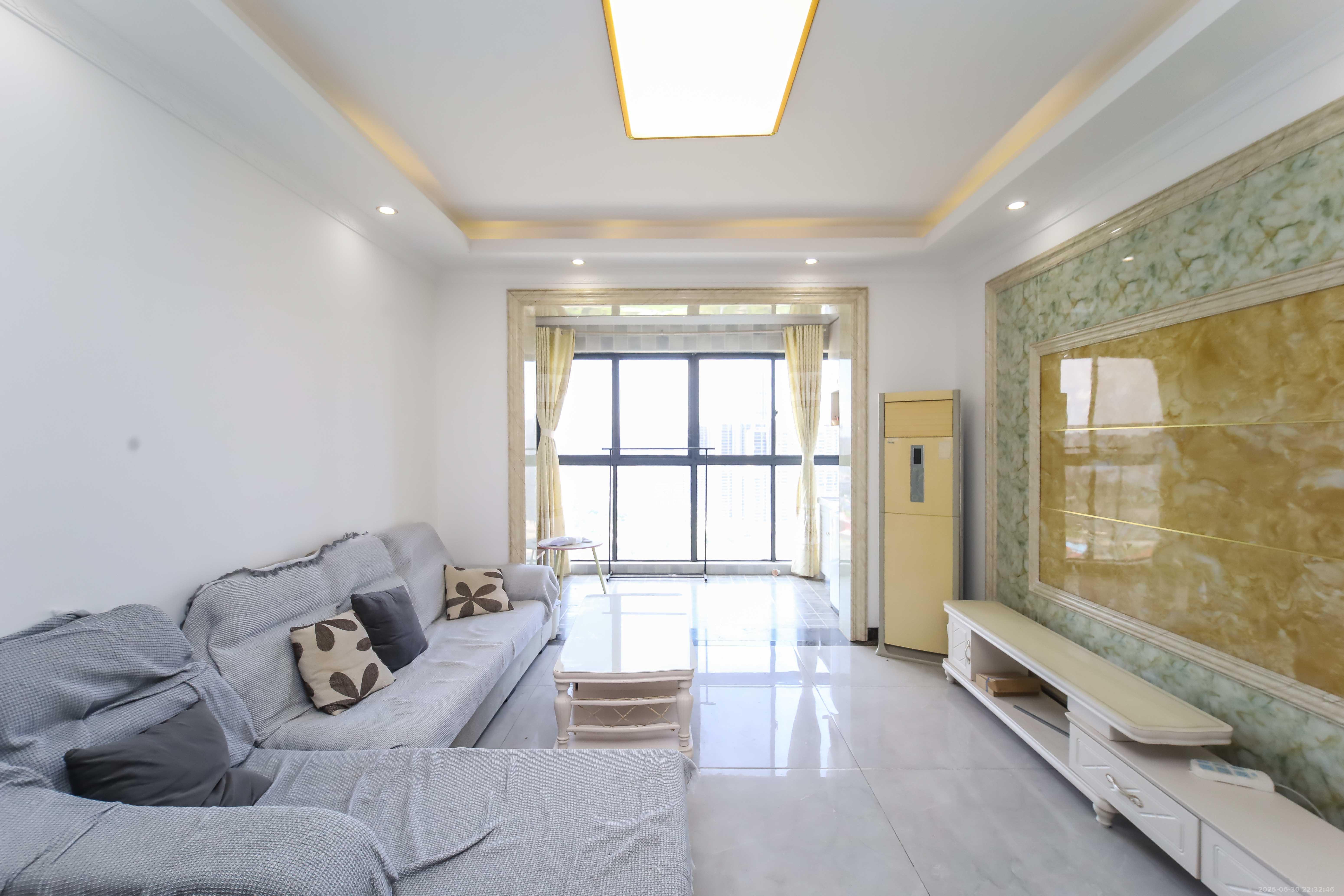 江河双水湾 2室2厅1卫 78.0万 江河双水湾 2室2厅1卫 78.0万客厅