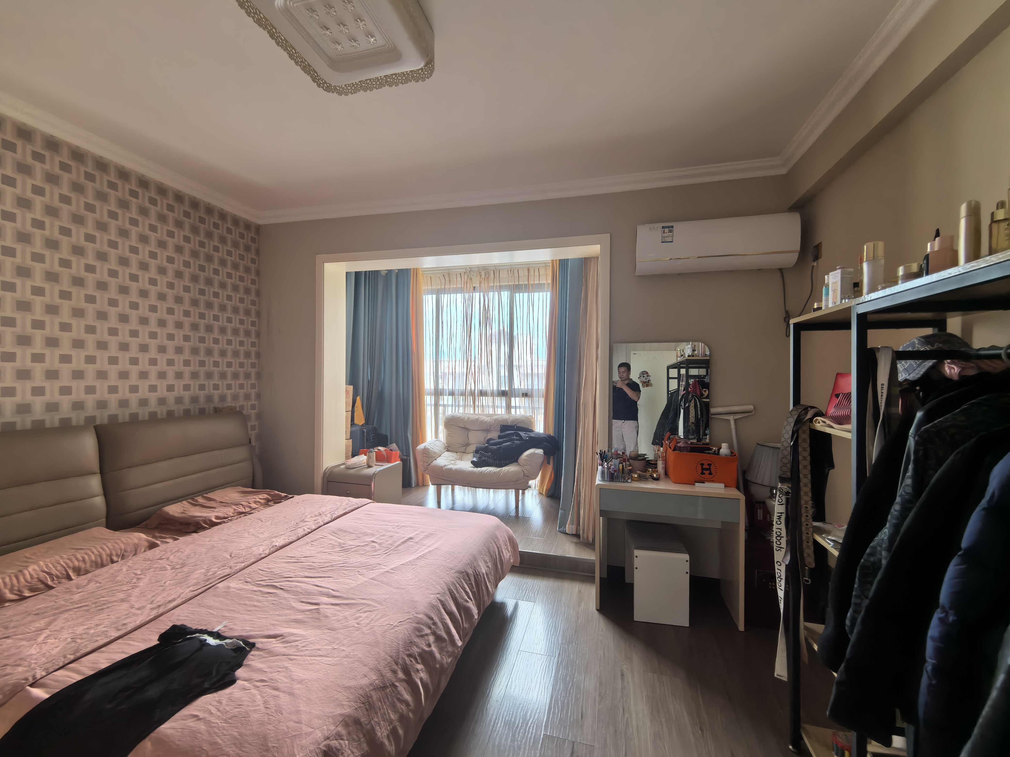 高盛澧园一二期  3室2厅2卫    81.8万 高盛澧园一二期  3室2厅2卫    81.8万客厅