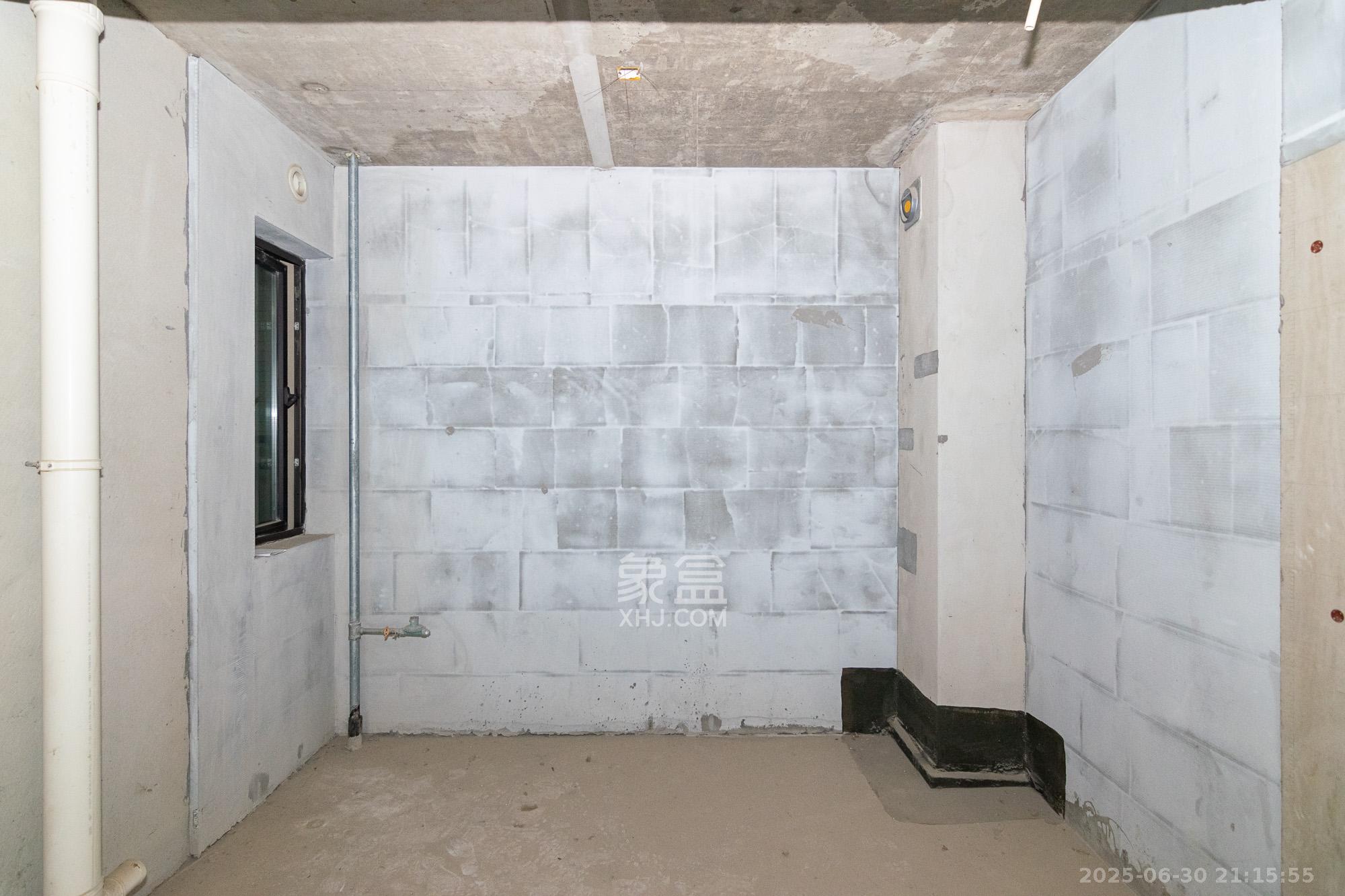 湾田望江府  2室2厅1卫    38.8万 湾田望江府  2室2厅1卫    38.8万厨房