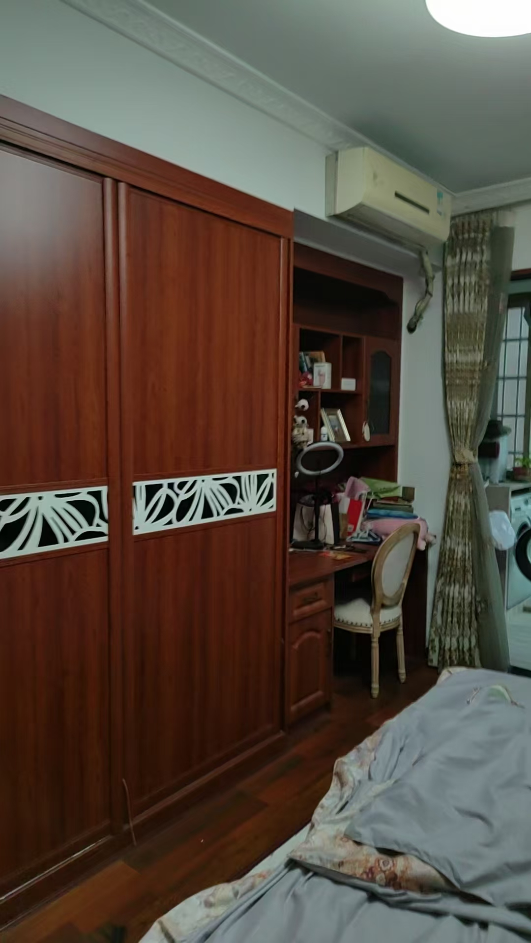 水木华庭 3室1厅2卫 67.8万 水木华庭 3室1厅2卫 67.8万客厅