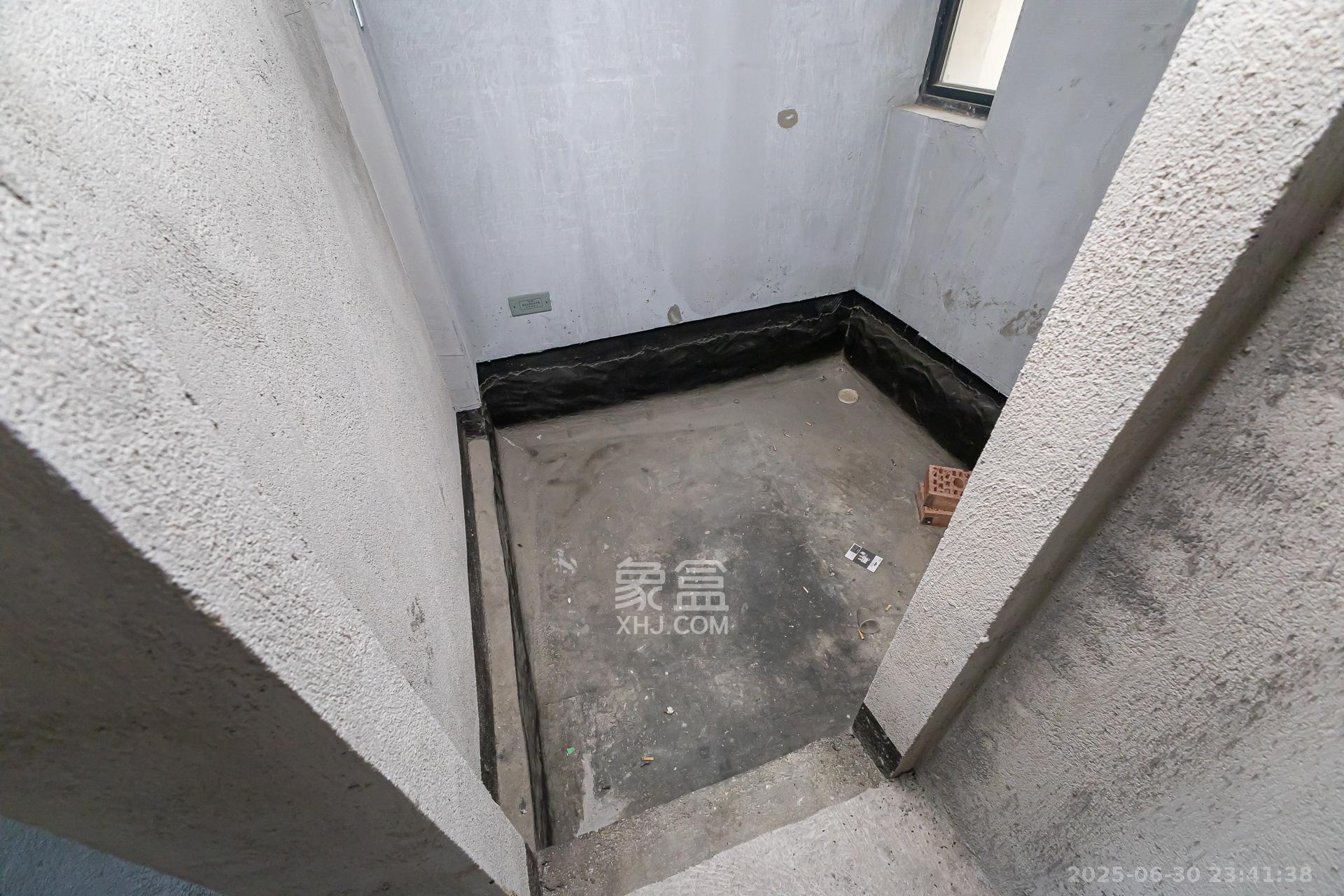 顺舟旺城 4室2厅2卫 96.5万 顺舟旺城 4室2厅2卫 96.5万卫生间