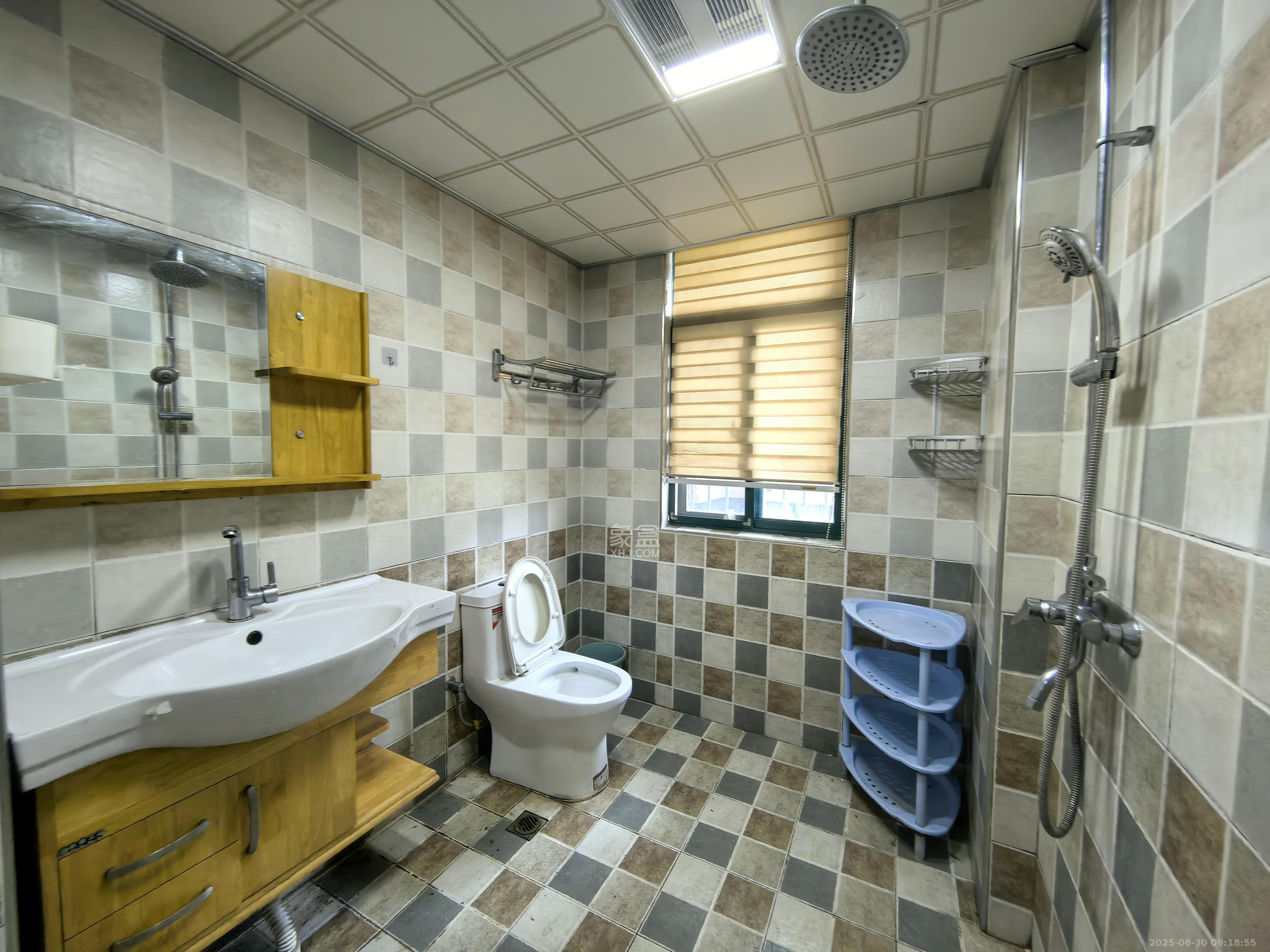 才子佳郡 2室2厅1卫 1800.0元/月 才子佳郡 2室2厅1卫 1800.0元/月室内图