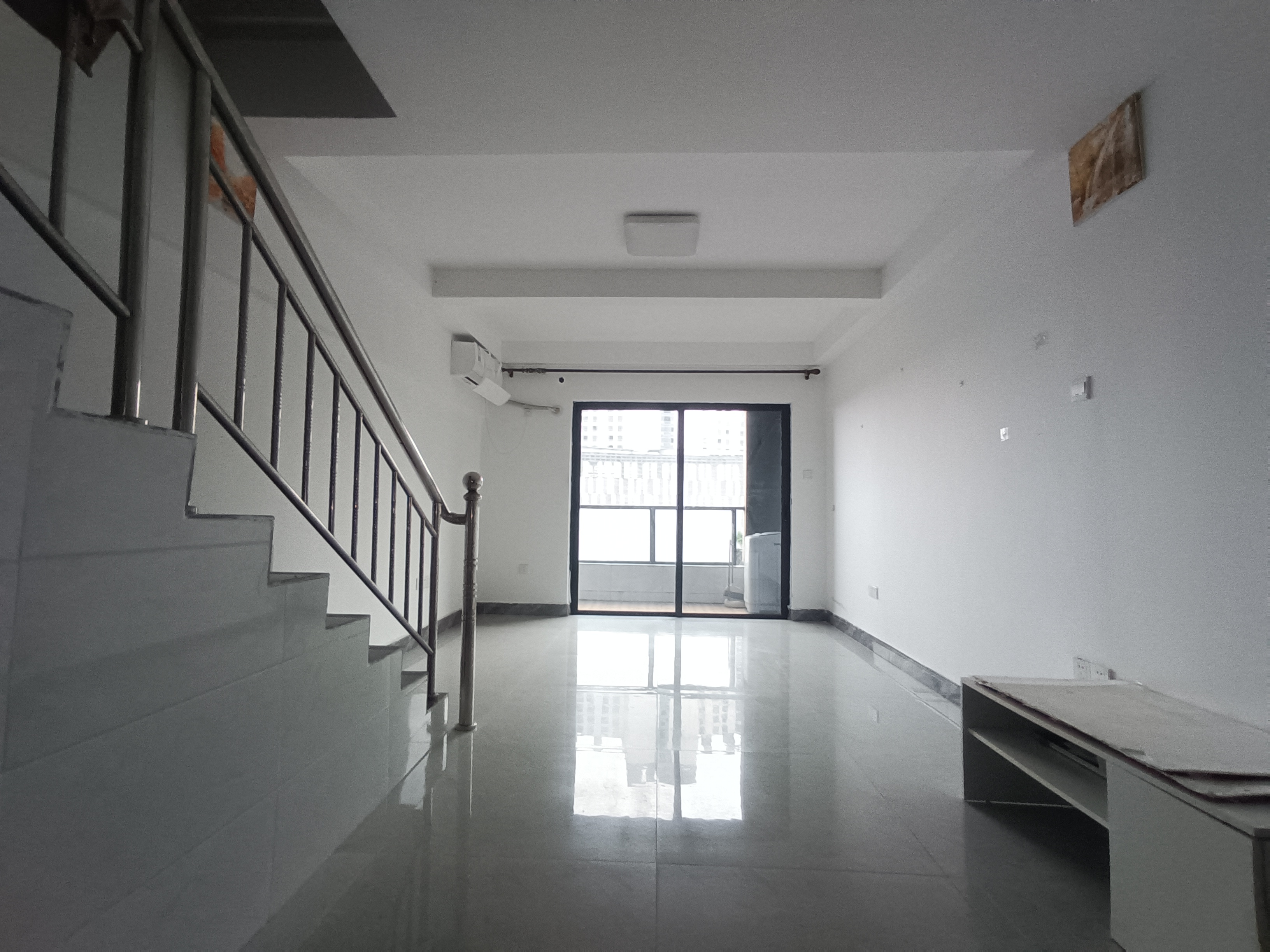 绿地海德公馆 2室1厅1卫 2400.0元/月 绿地海德公馆 2室1厅1卫 2400.0元/月室内图