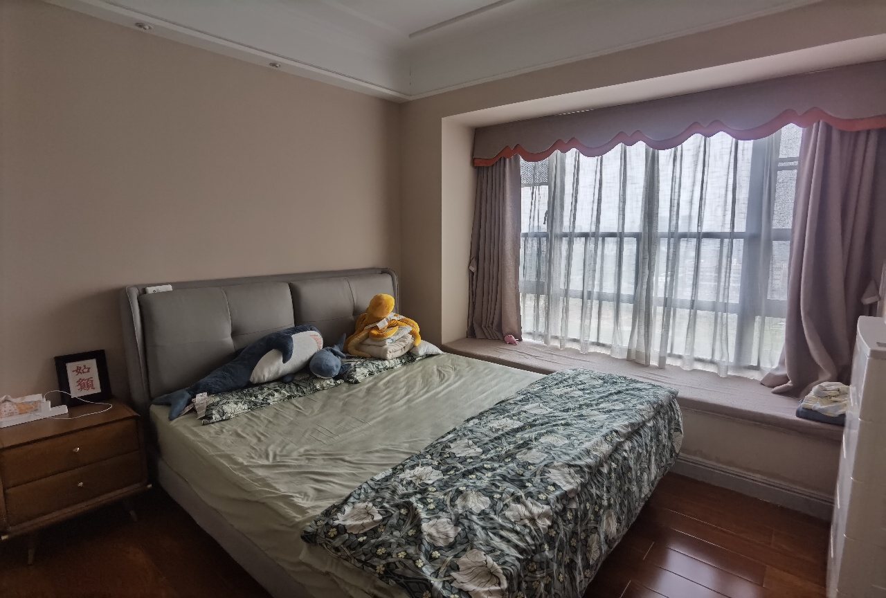 置地御海公馆  4室2厅2卫    160.0万 置地御海公馆  4室2厅2卫    160.0万室内图