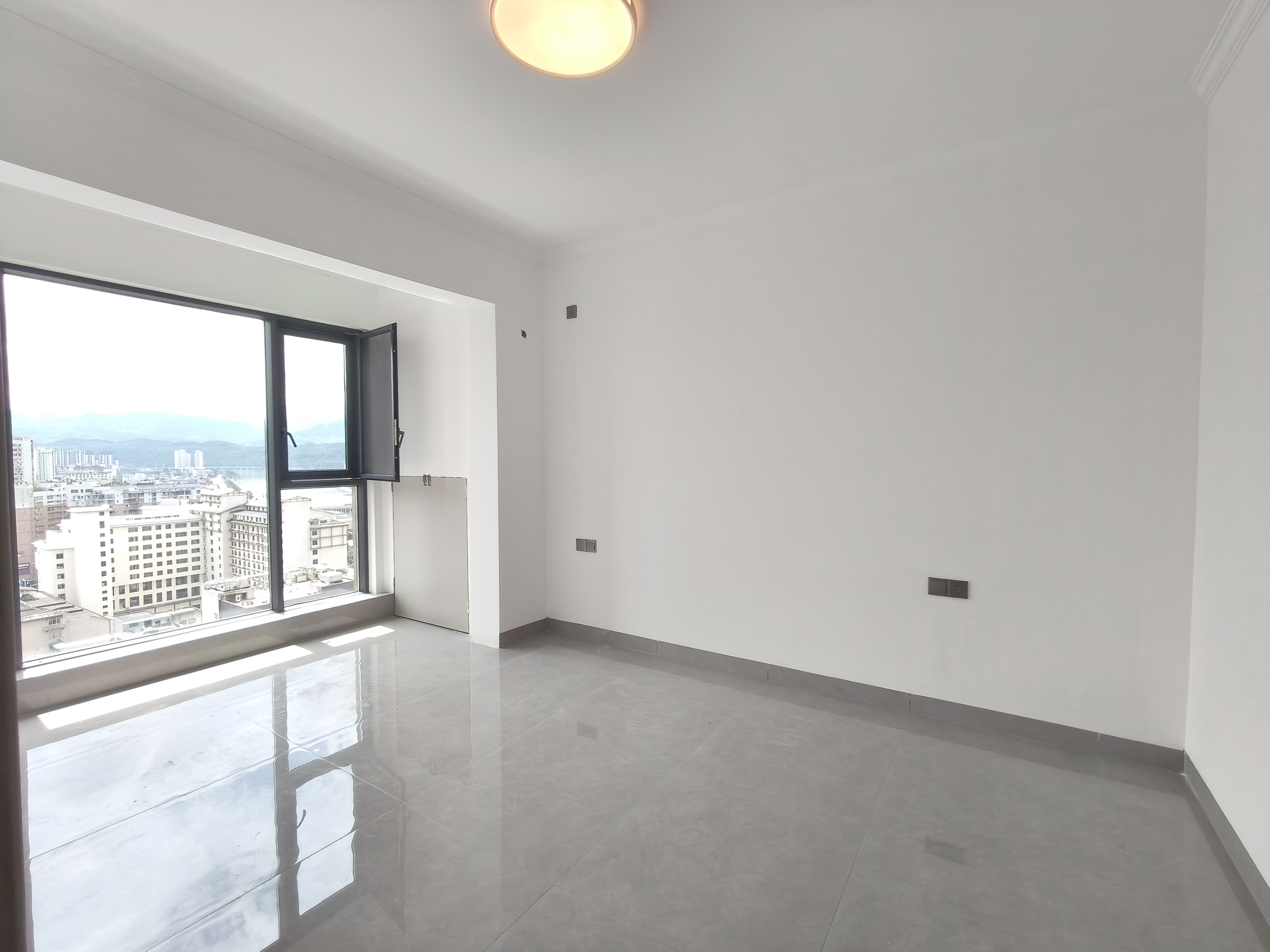 南门口安置小区二期 3室2厅2卫 2500.0元/月 南门口安置小区二期 3室2厅2卫 2500.0元/月室内图