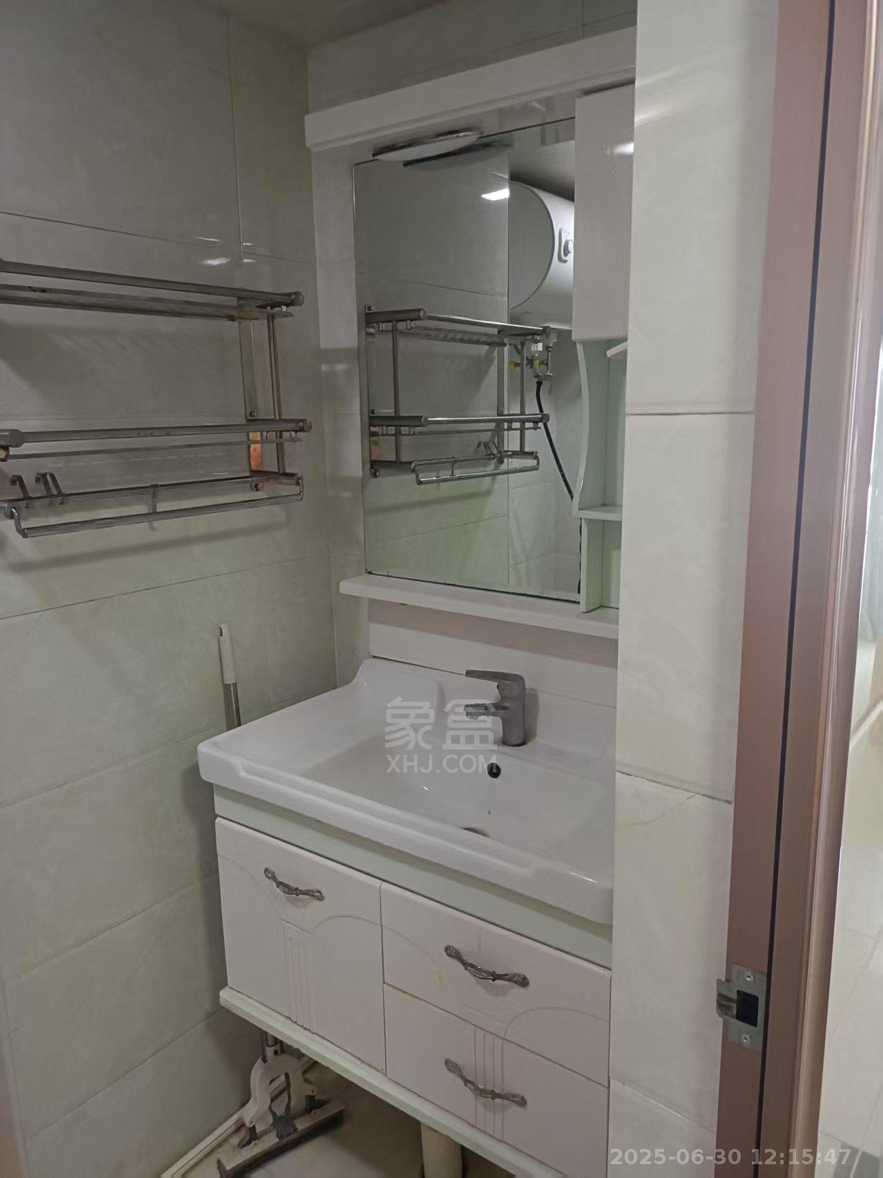 新桂公馆 1室1厅1卫 980.0元/月 新桂公馆 1室1厅1卫 980.0元/月室内图