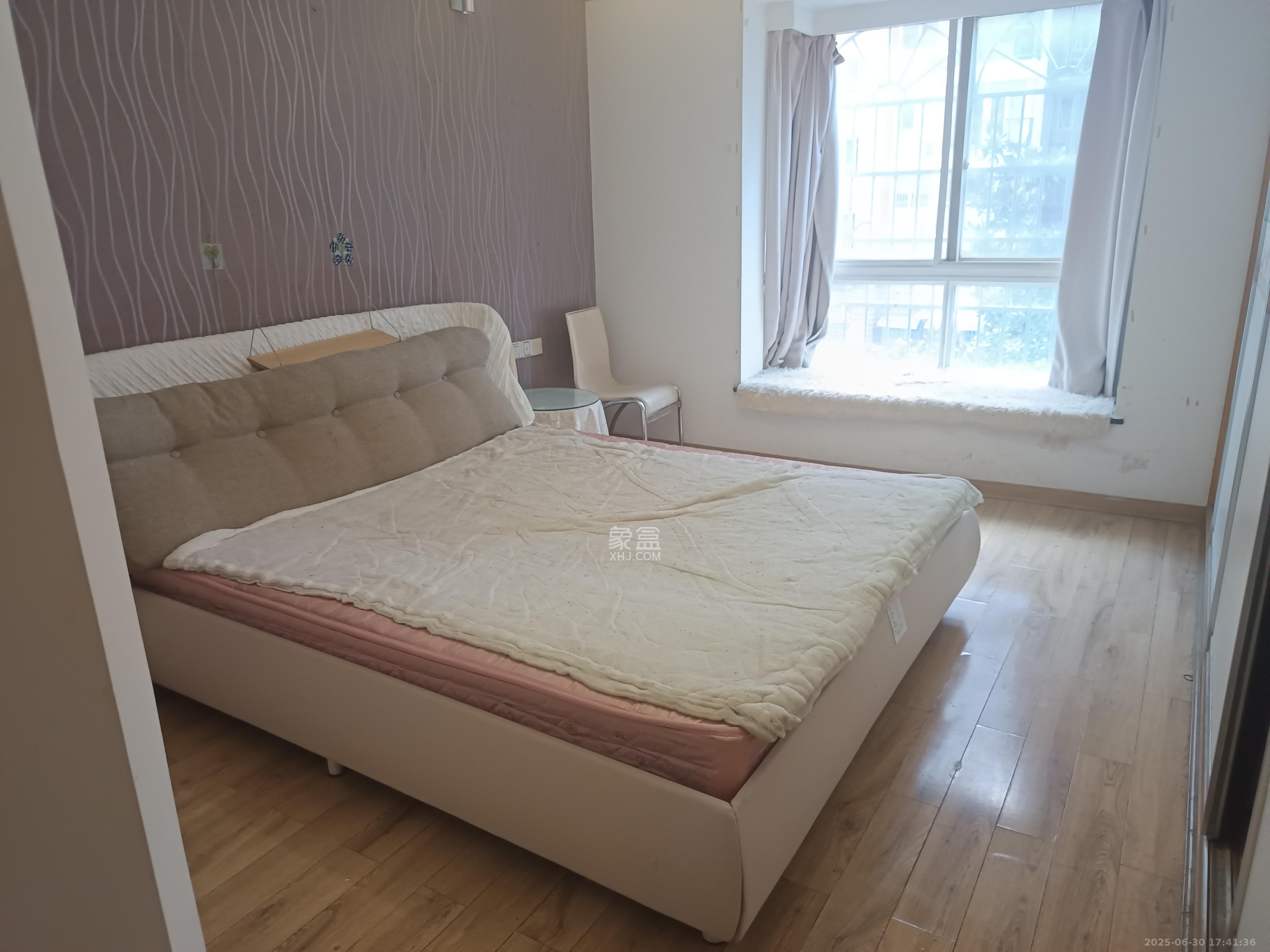 湘许嘉园  3室2厅2卫   2700.00元/月室内图