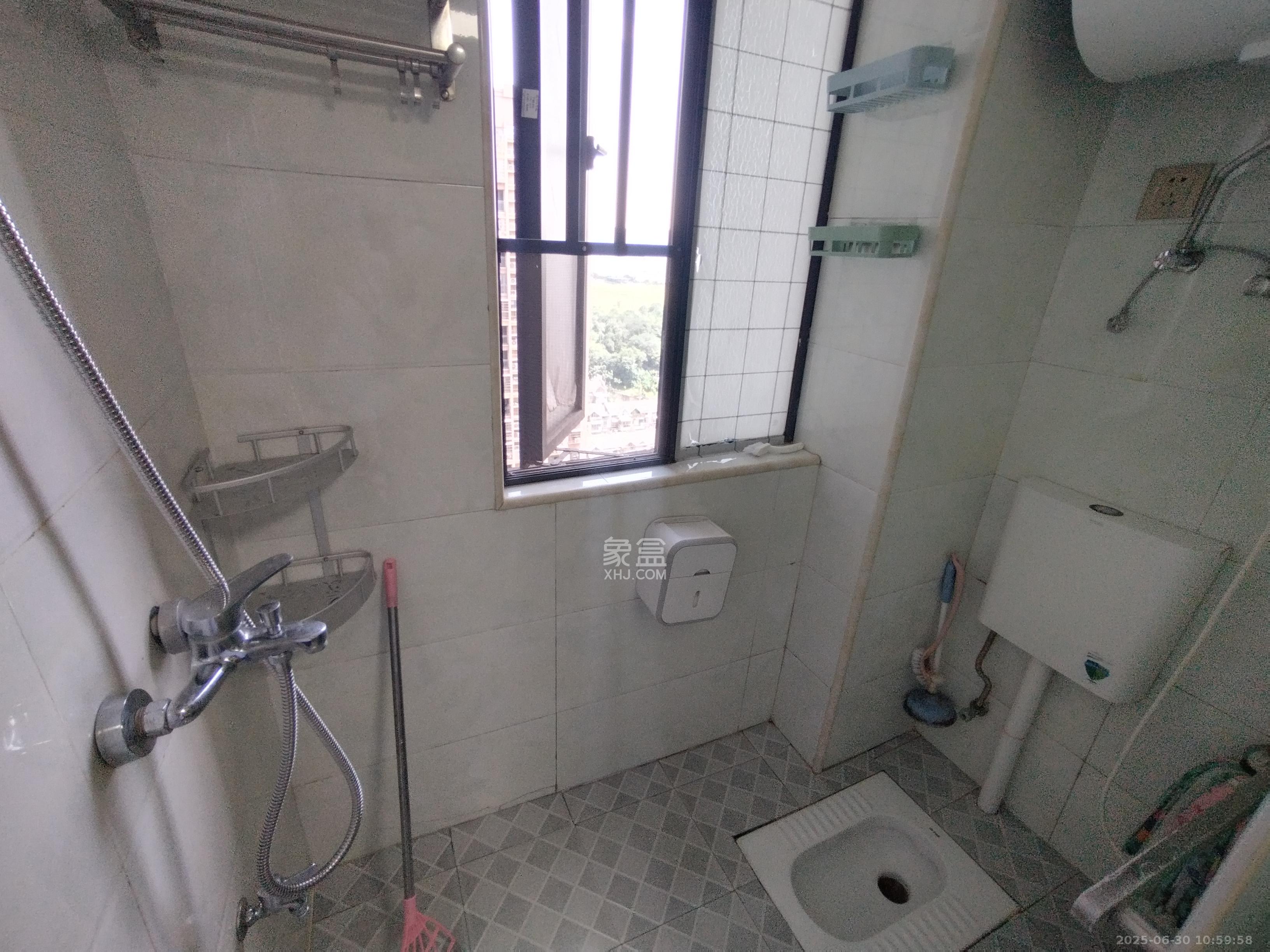 岳华新苑  2室1厅1卫   1200.00元/月室内图