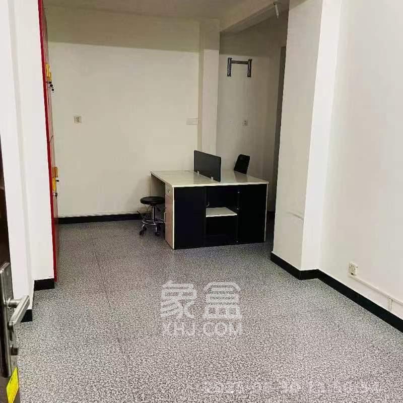 都市阳光大厦  3室2厅1卫   4000.00元/月室内图