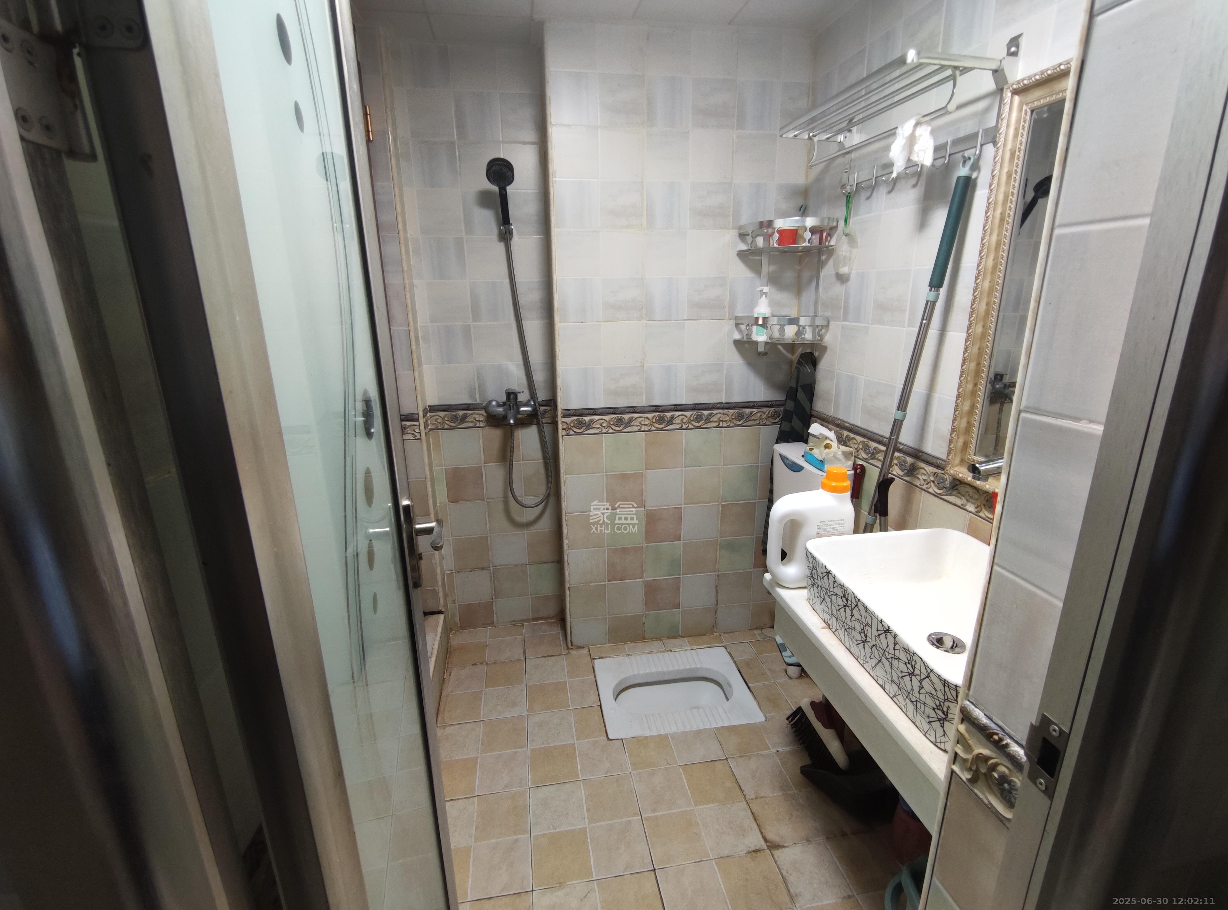 香樟鑫都  2室1厅1卫   1800.00元/月室内图