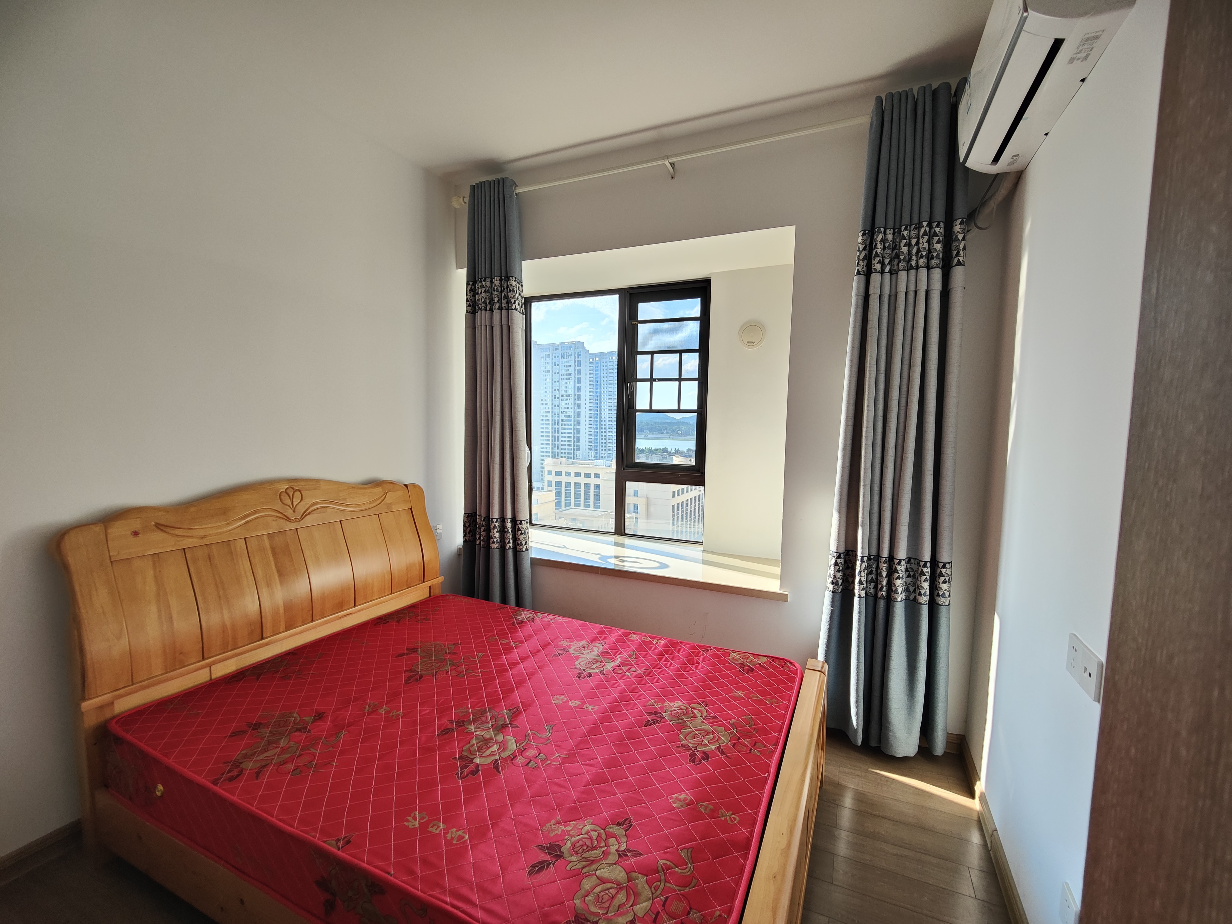 蓝溪谷 3室2厅2卫 59.8万 蓝溪谷 3室2厅2卫 59.8万室内图