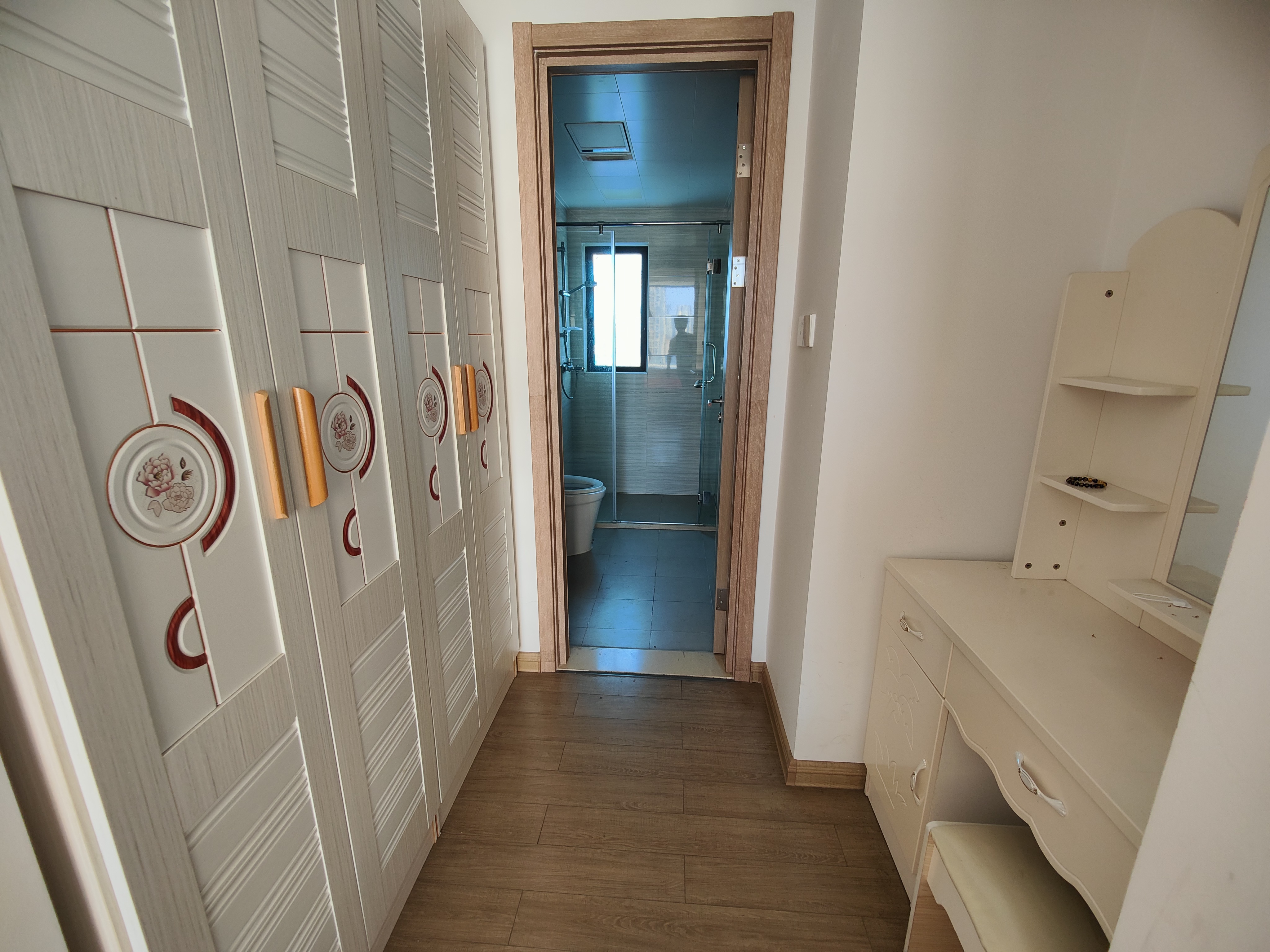 蓝溪谷 3室2厅2卫 59.8万 蓝溪谷 3室2厅2卫 59.8万室内图